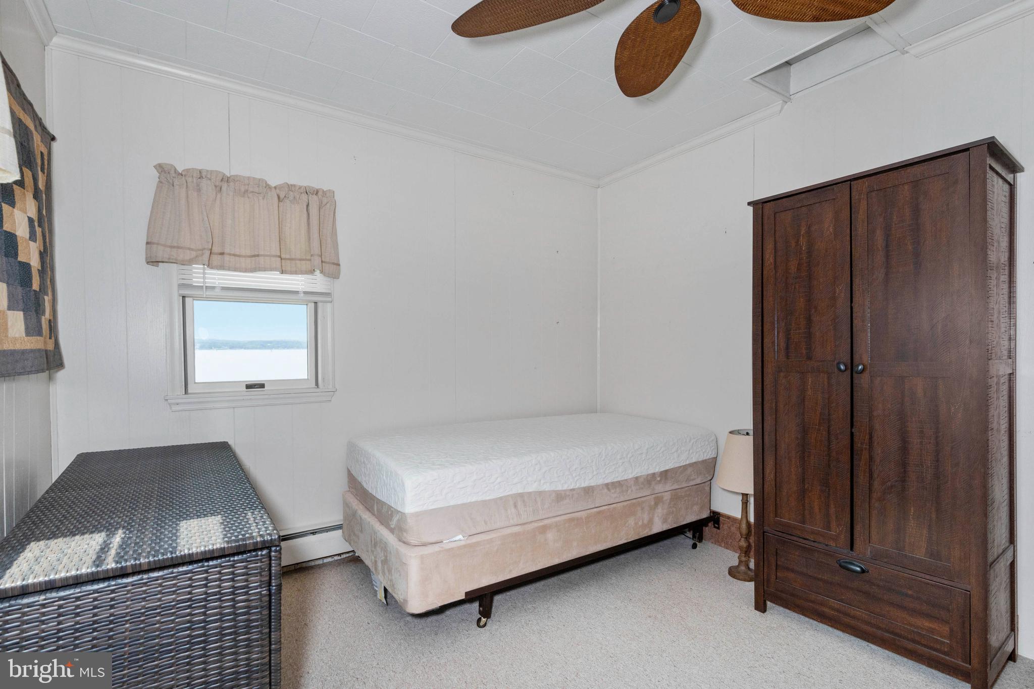 COURT HOUSE COVE - Residential