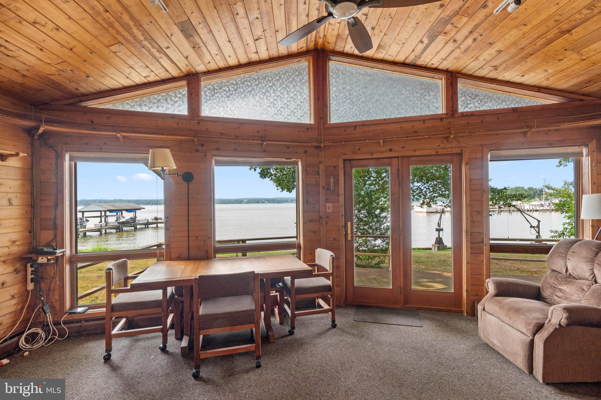 COURT HOUSE COVE - Residential