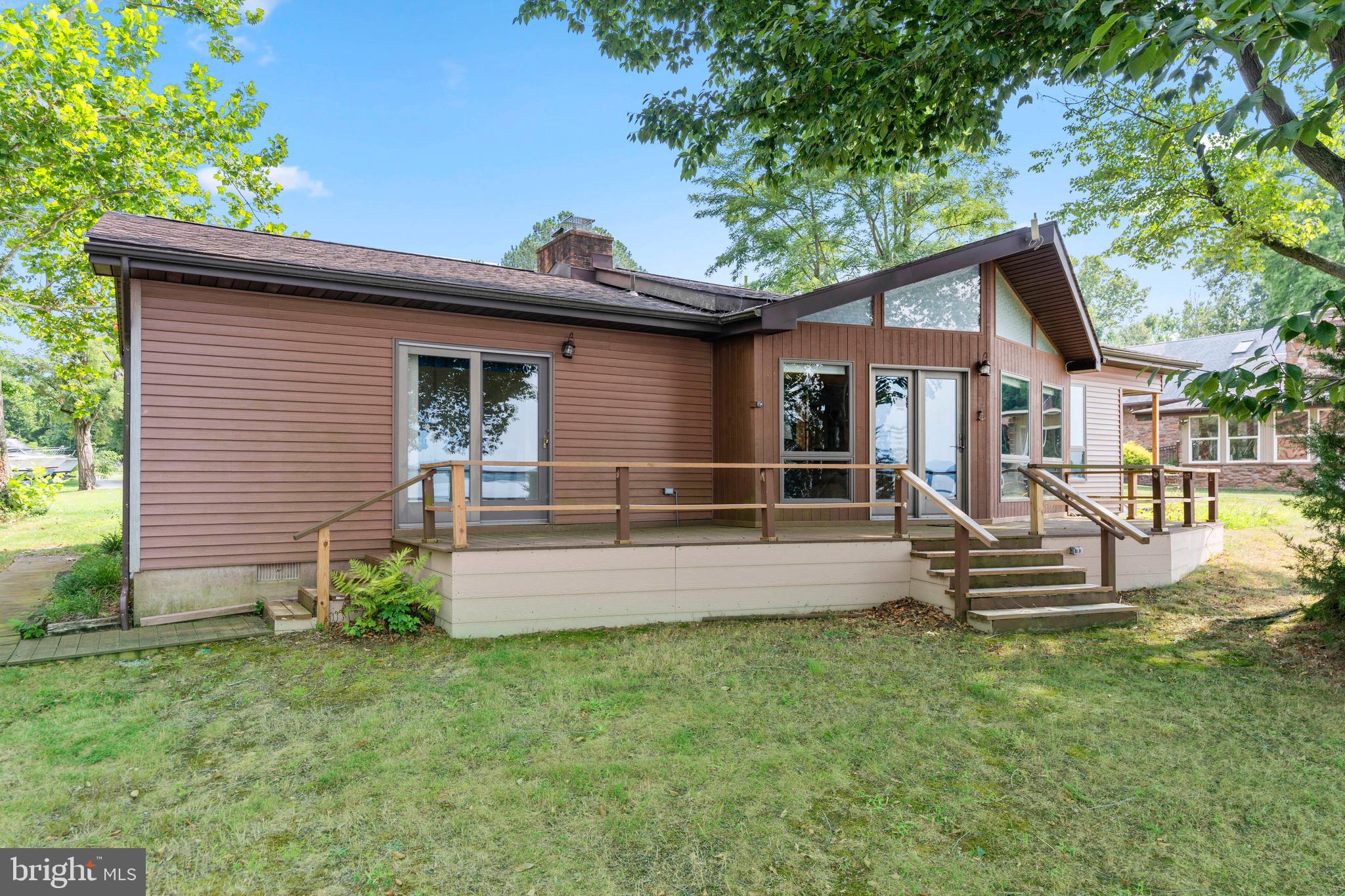 COURT HOUSE COVE - Residential