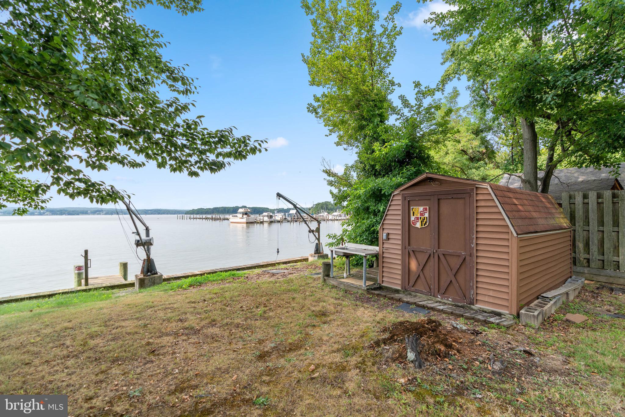 COURT HOUSE COVE - Residential