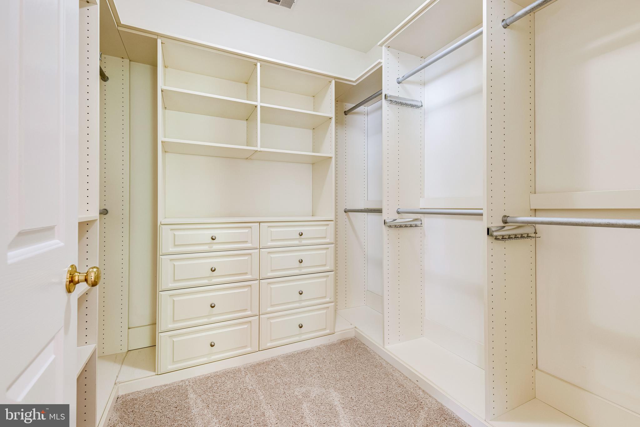 COLLINGWOOD ESTATES - Residential