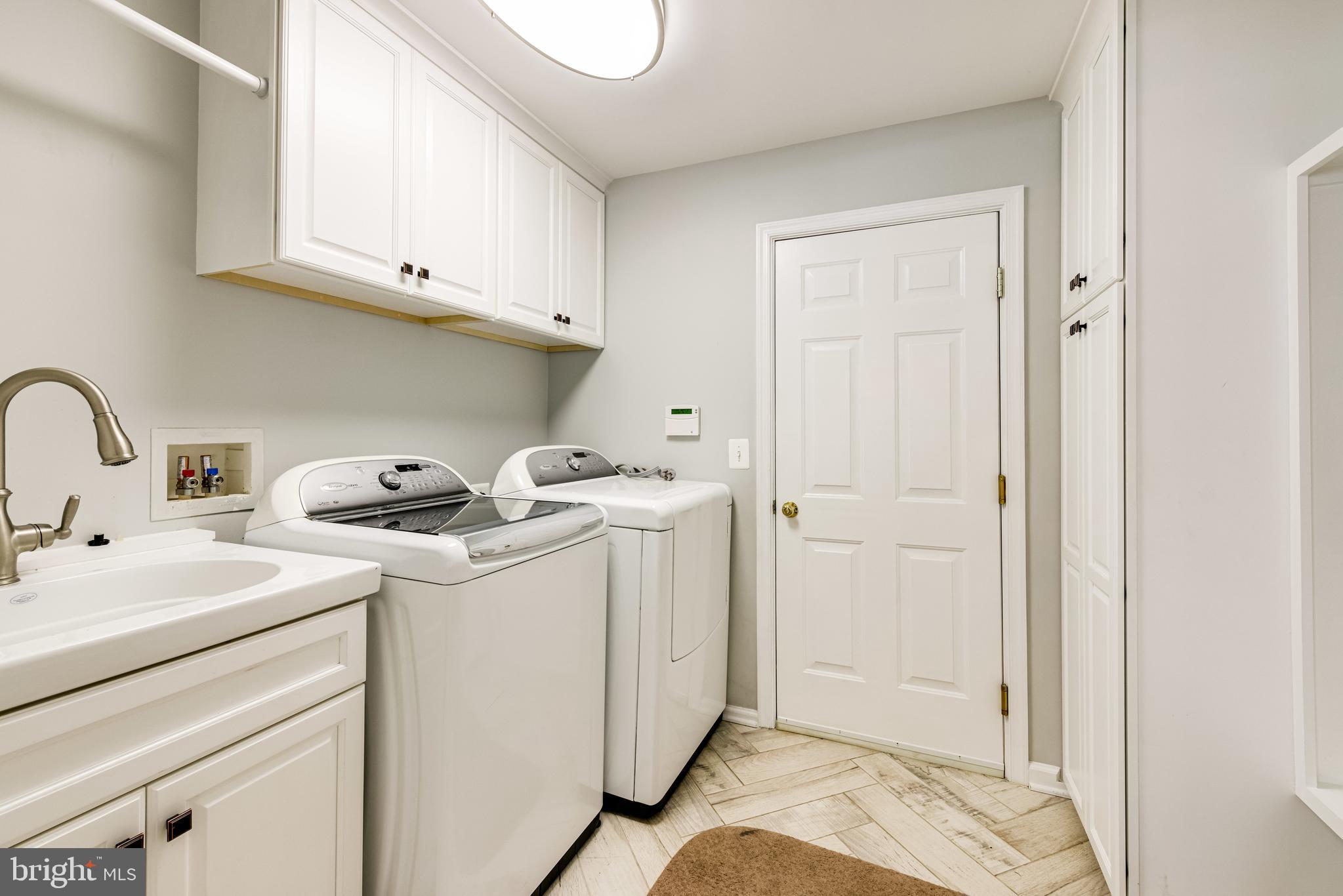 COLLINGWOOD ESTATES - Residential