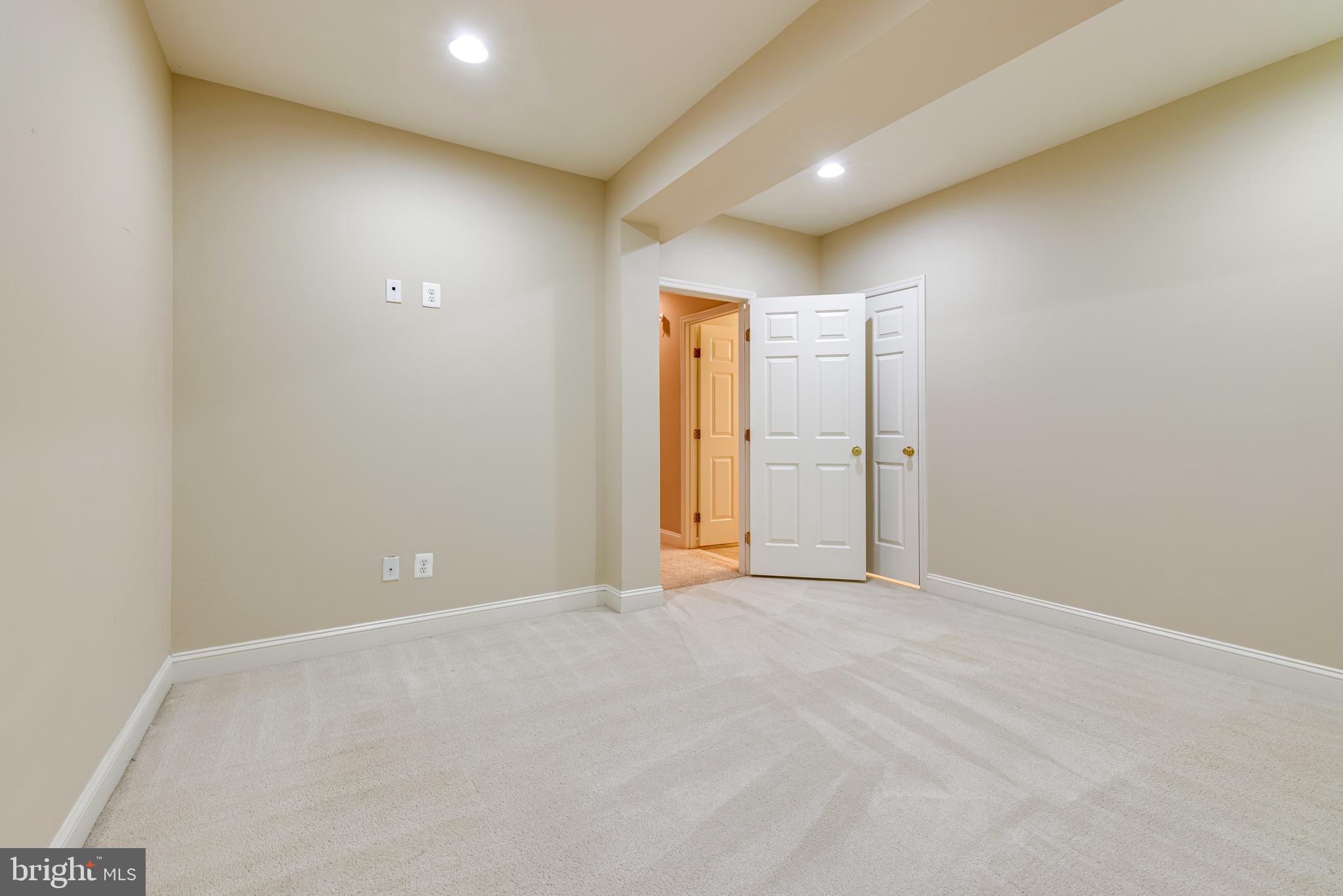 COLLINGWOOD ESTATES - Residential