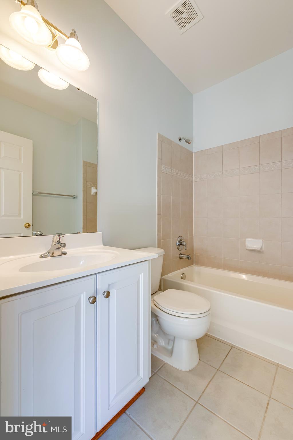 COLLINGWOOD ESTATES - Residential