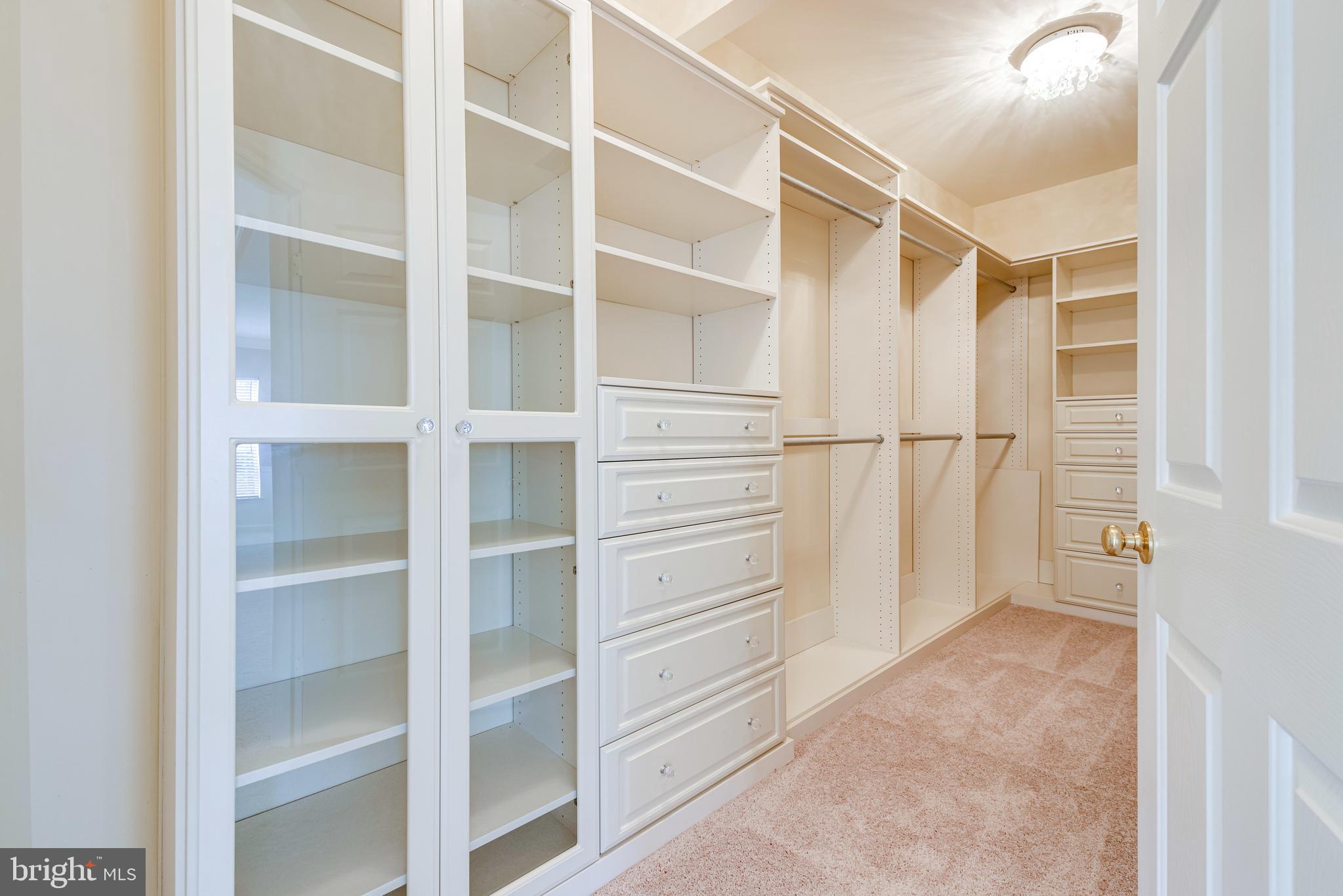 COLLINGWOOD ESTATES - Residential