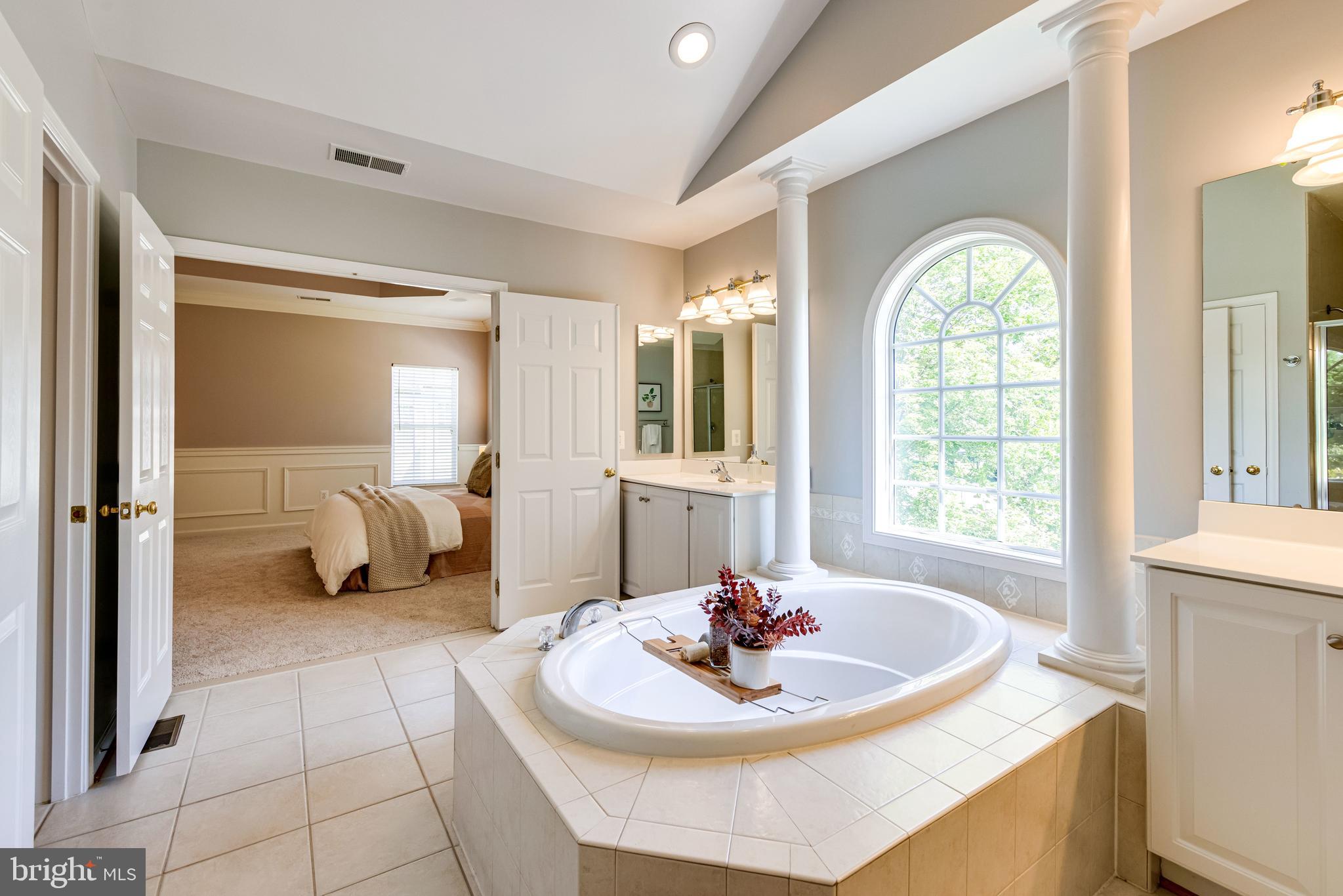 COLLINGWOOD ESTATES - Residential