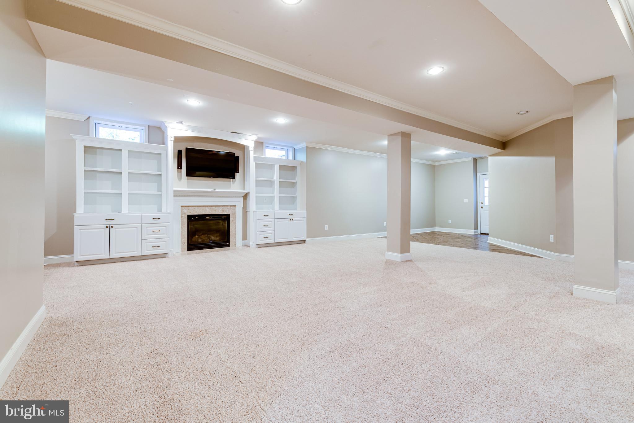 COLLINGWOOD ESTATES - Residential