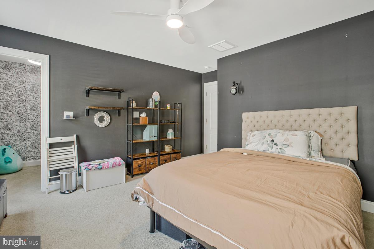 CHAPEL VILLAGE - Residential
