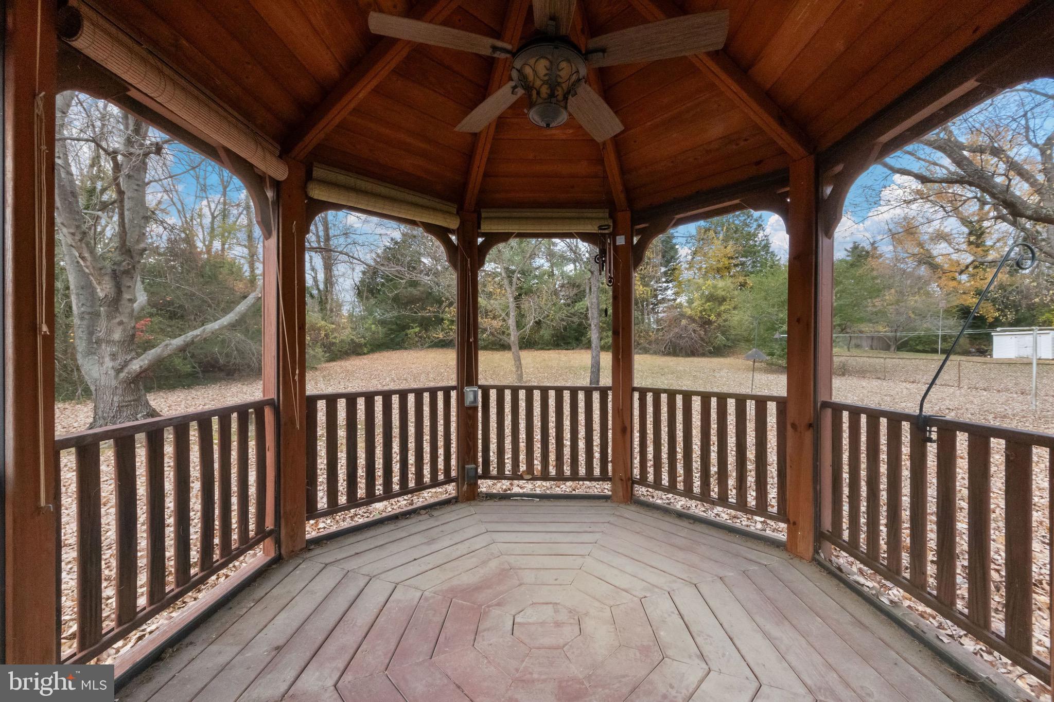 HOLLY HILL HARBOR - Residential