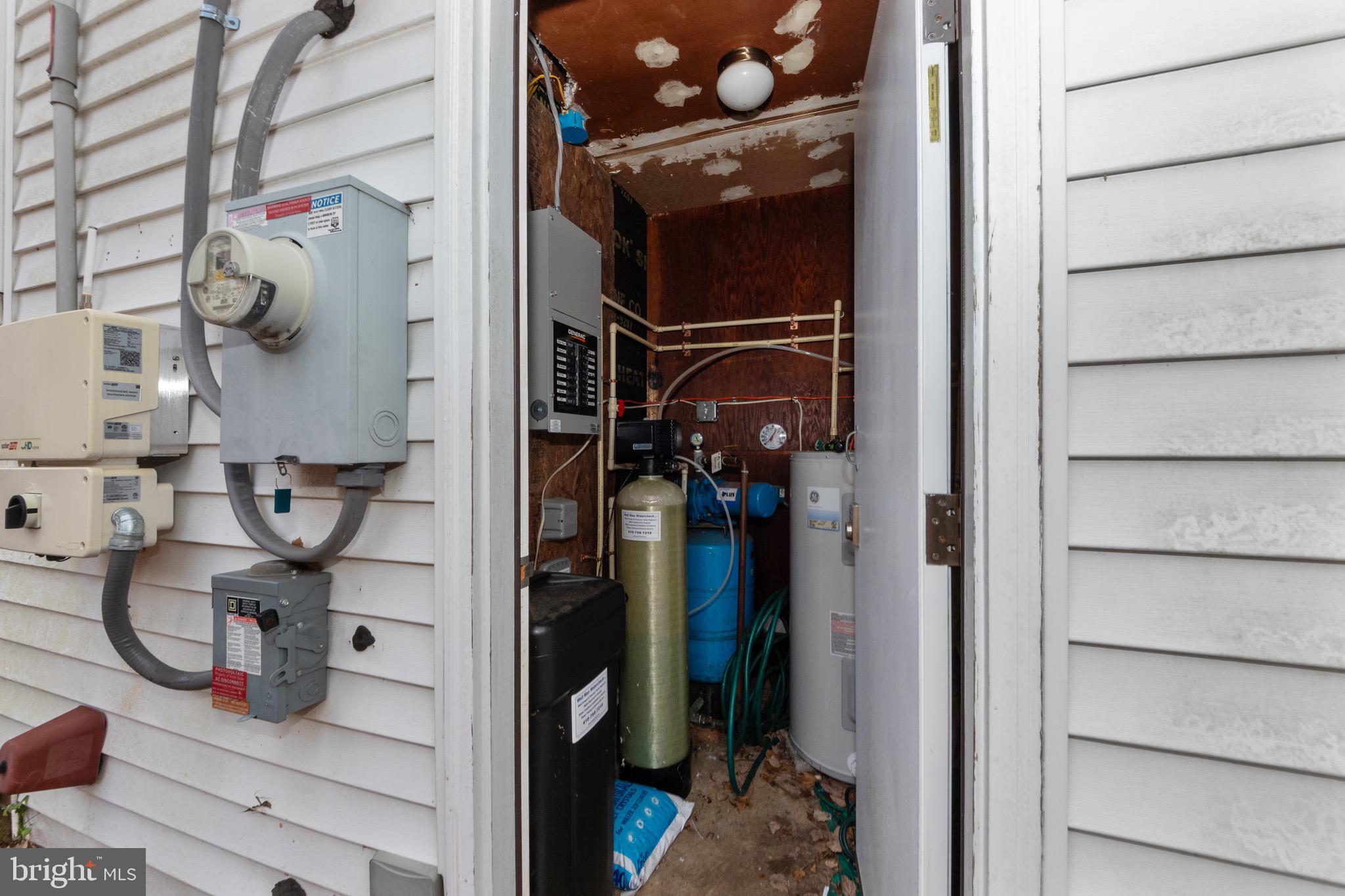 HOLLY HILL HARBOR - Residential