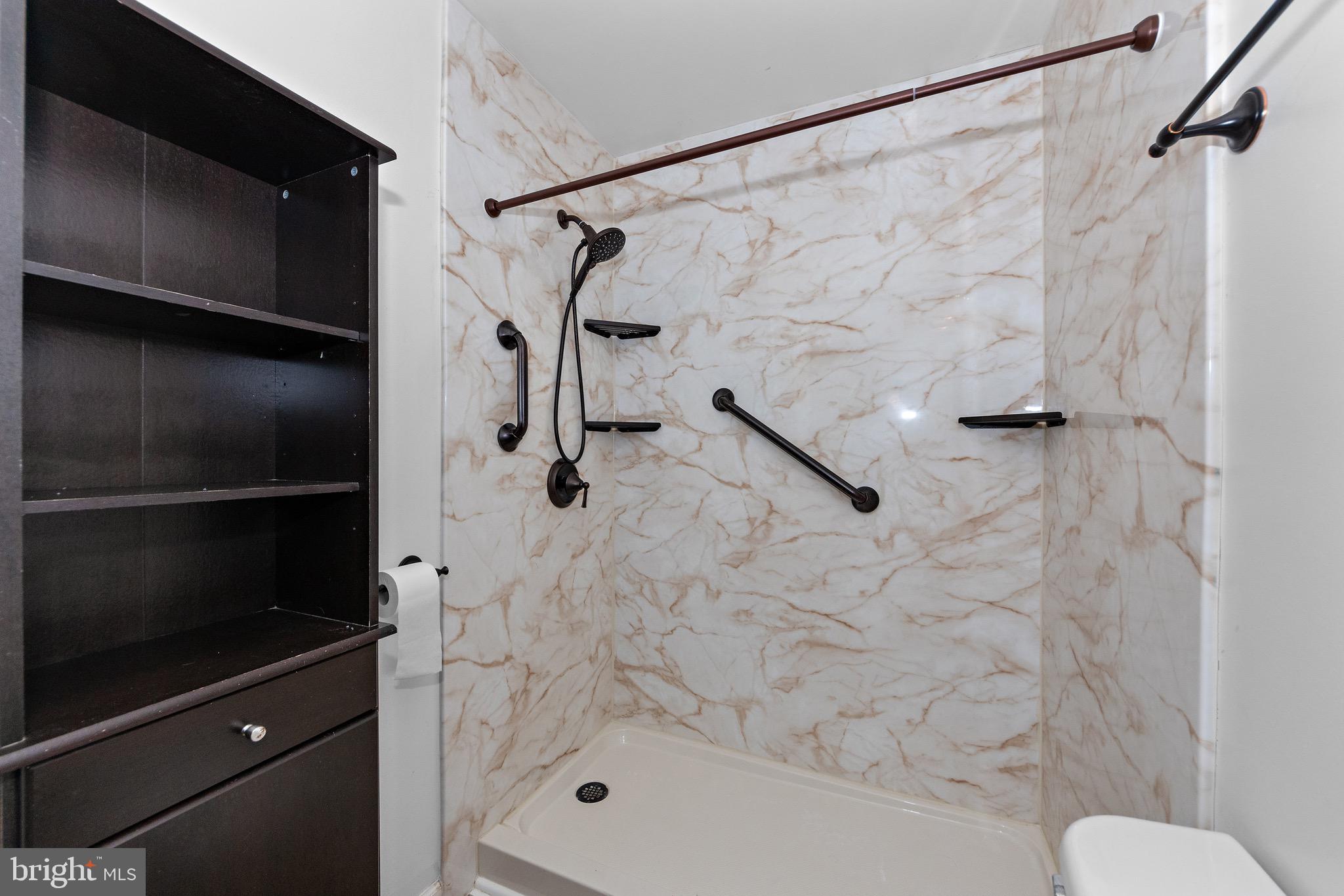 HOLLY HILL HARBOR - Residential