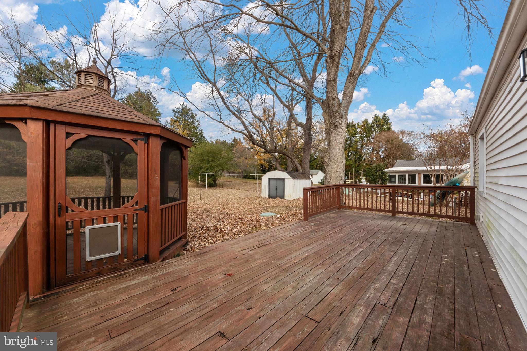 HOLLY HILL HARBOR - Residential