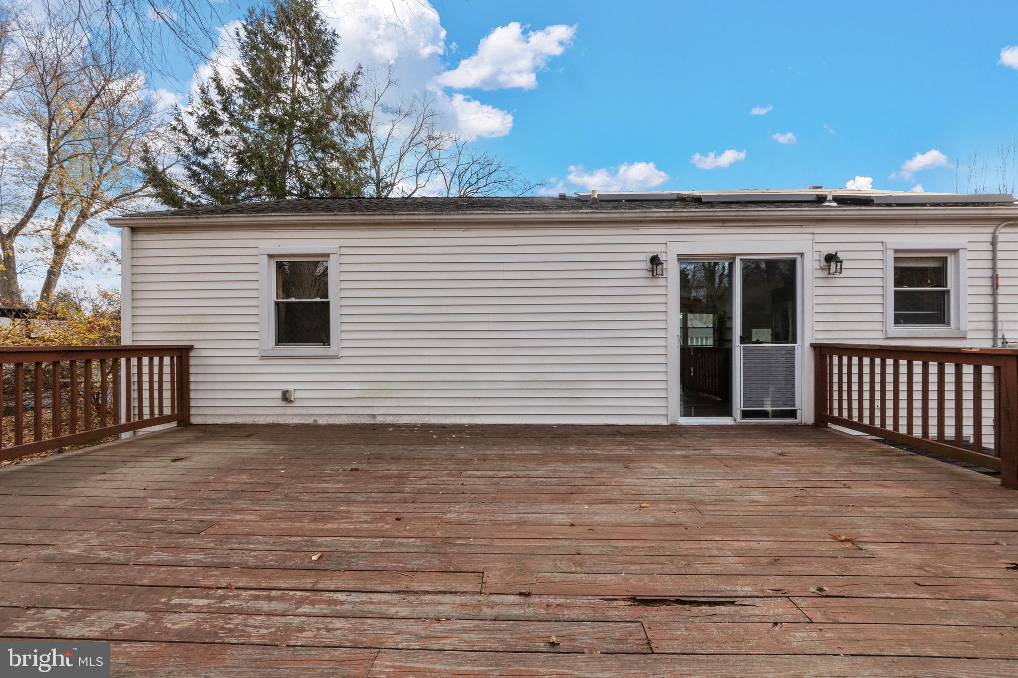 HOLLY HILL HARBOR - Residential