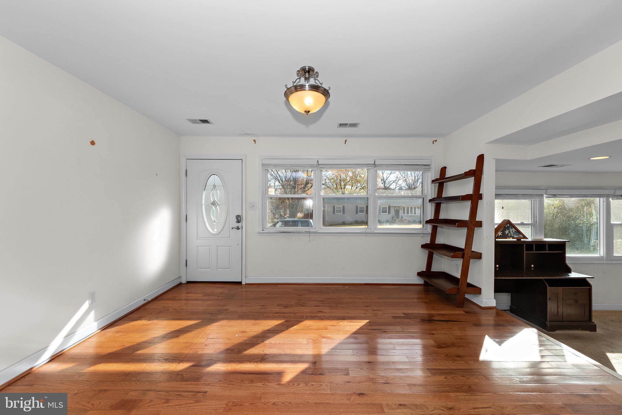 HOLLY HILL HARBOR - Residential