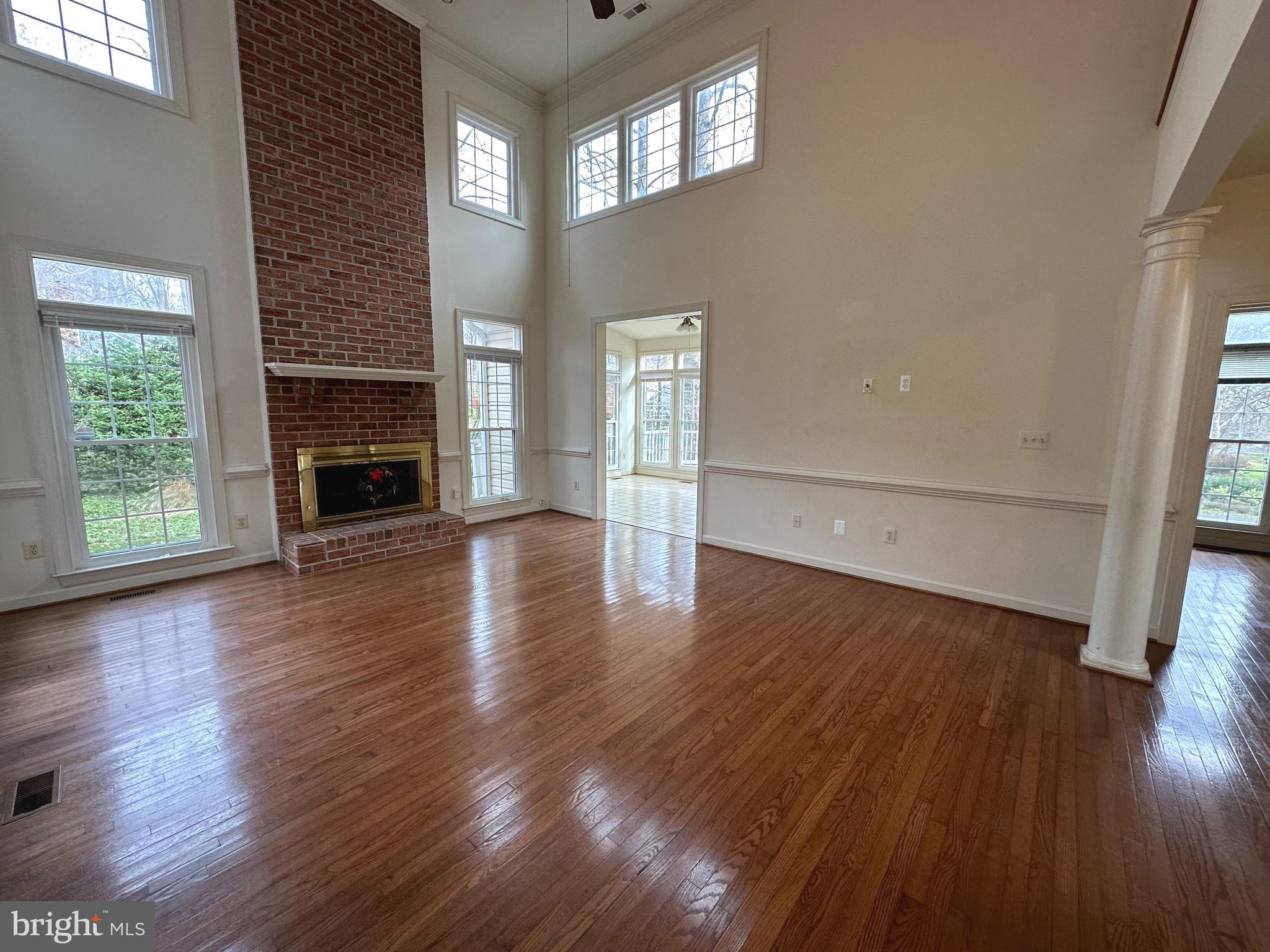 WILLIAMSBURG GARDENS - Residential Lease