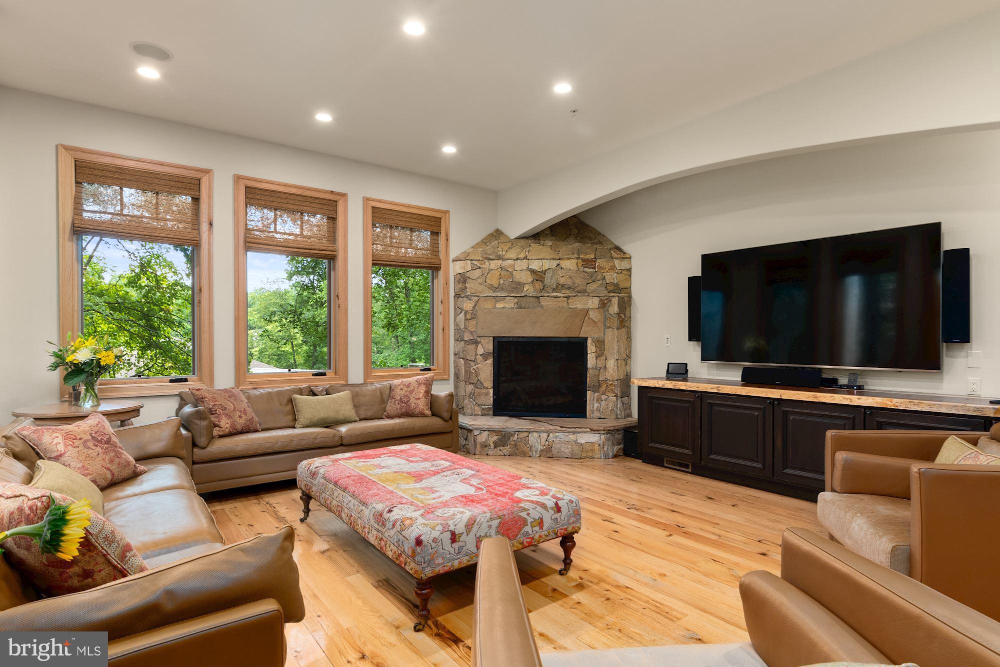 BANNOCKBURN - Residential