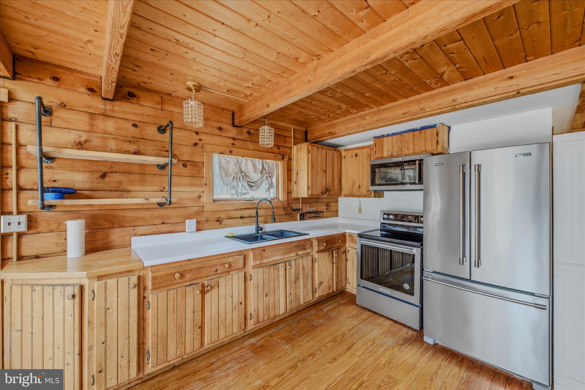 DEER SPRING WOODS - Residential