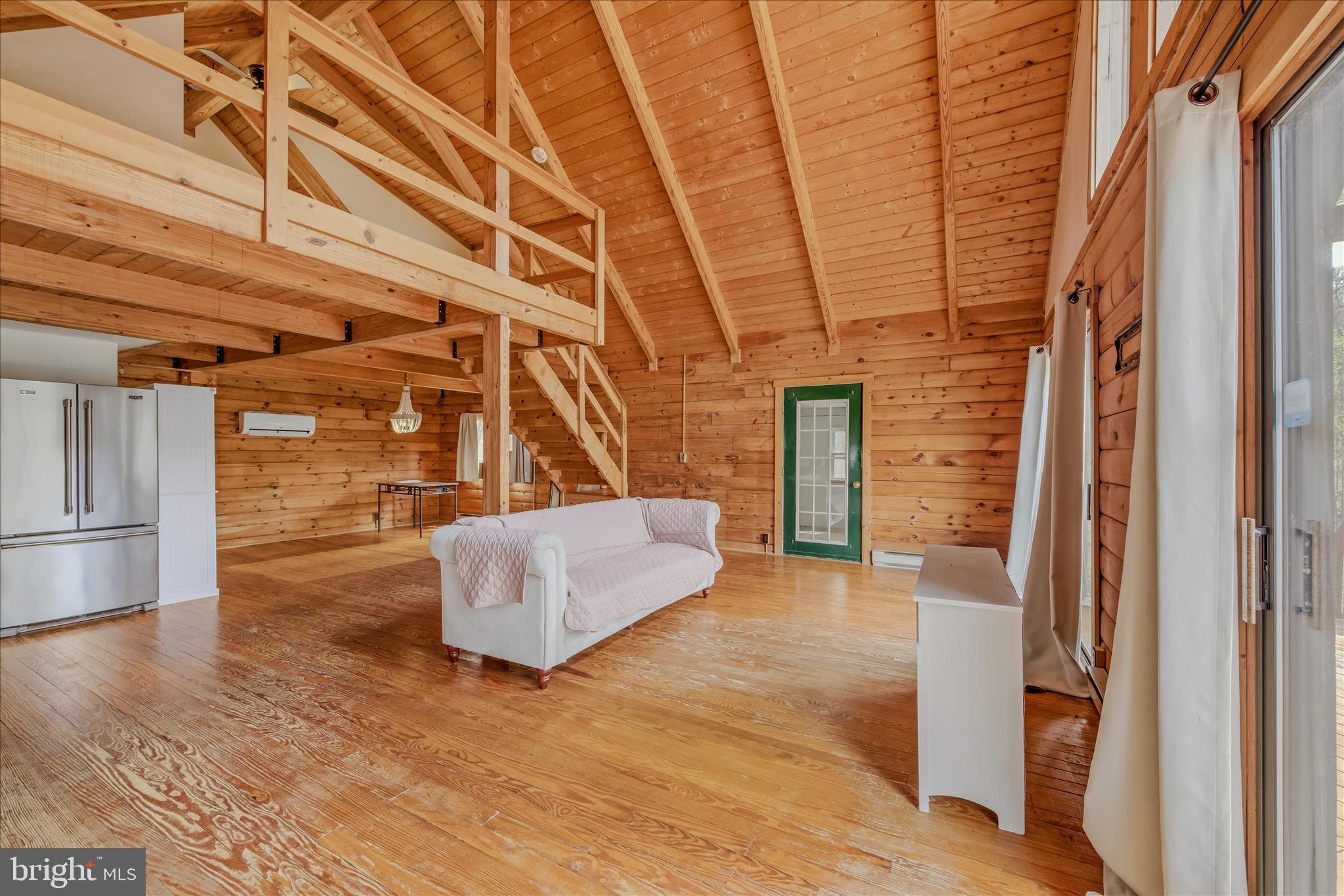 DEER SPRING WOODS - Residential