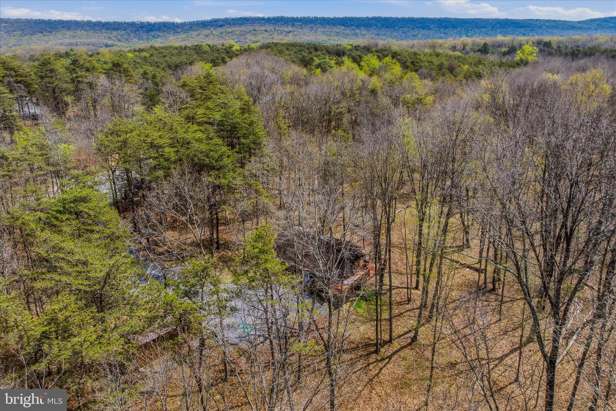 DEER SPRING WOODS - Residential