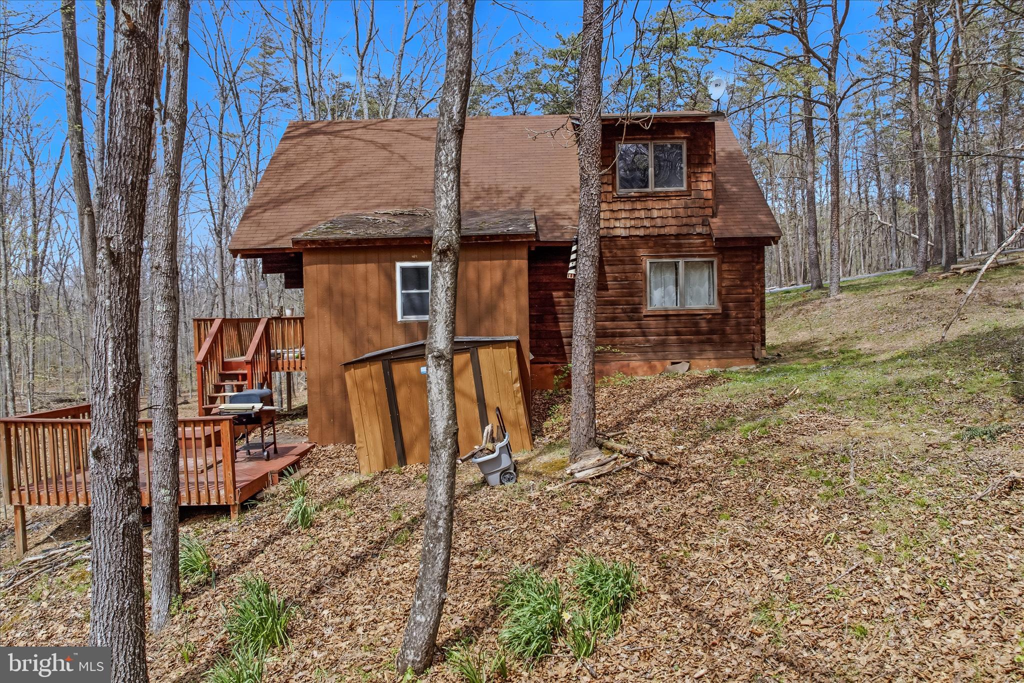 DEER SPRING WOODS - Residential