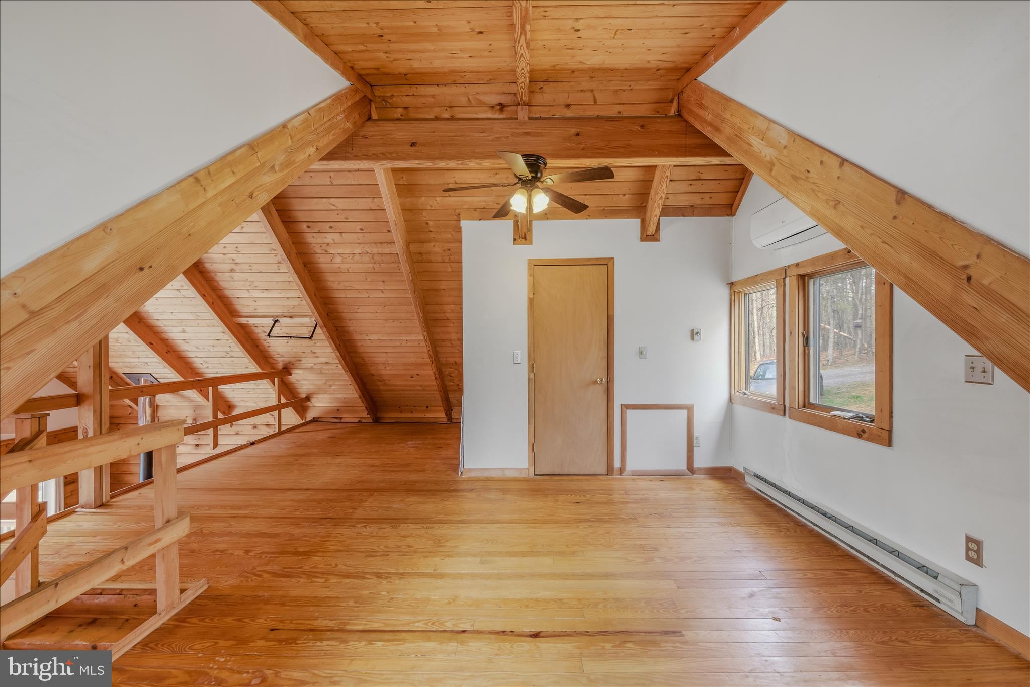 DEER SPRING WOODS - Residential