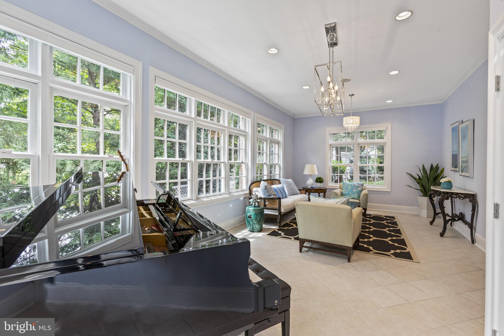 WOODMONT - Residential