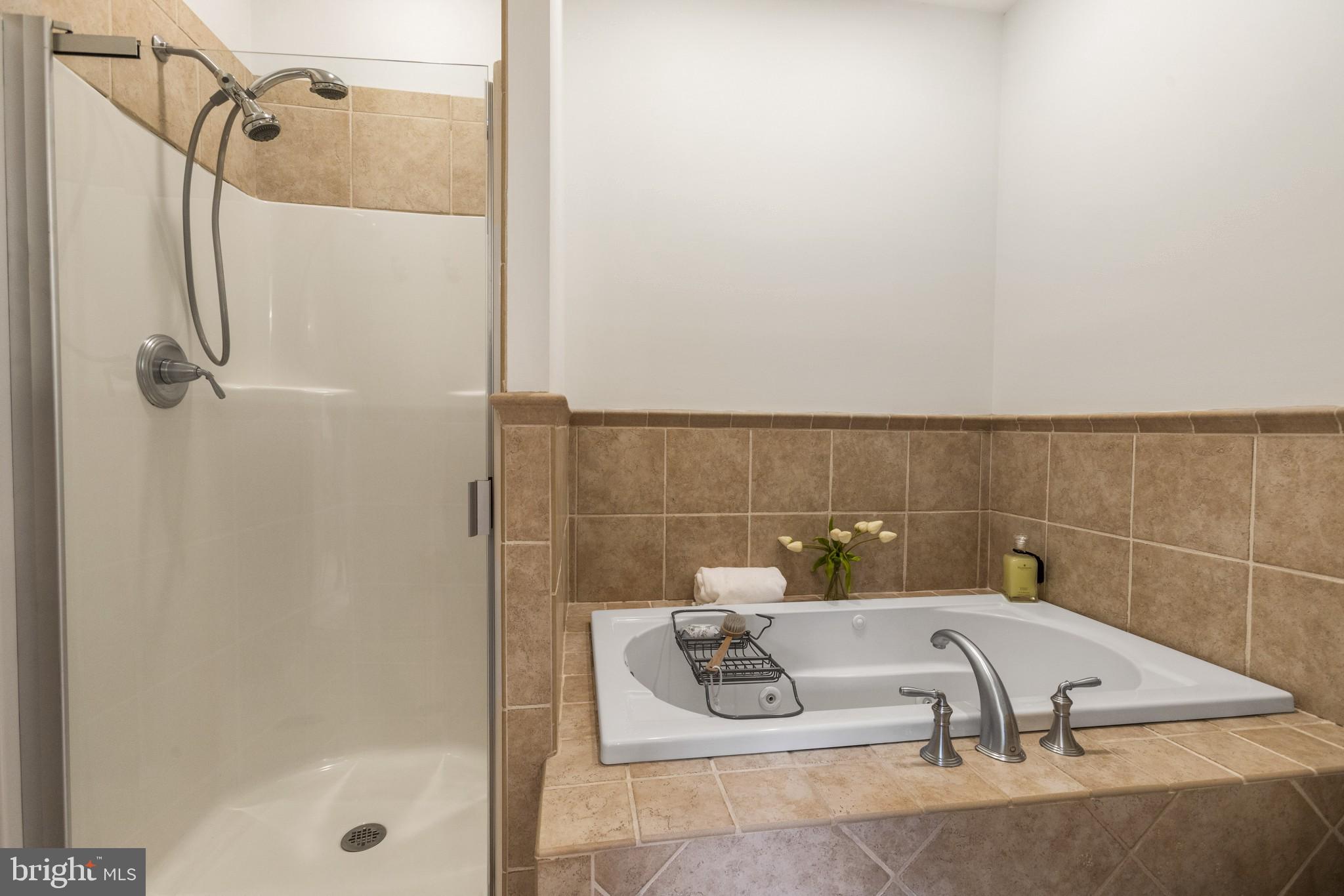 WOODMONT - Residential