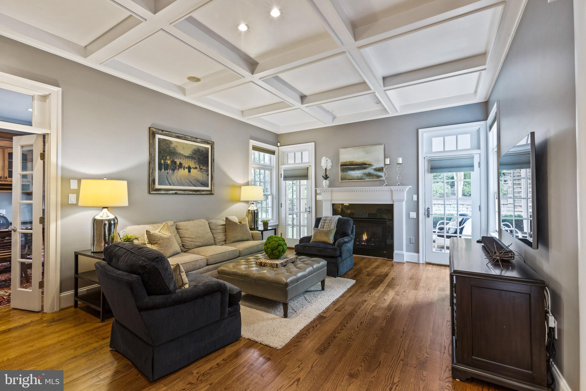 WOODMONT - Residential