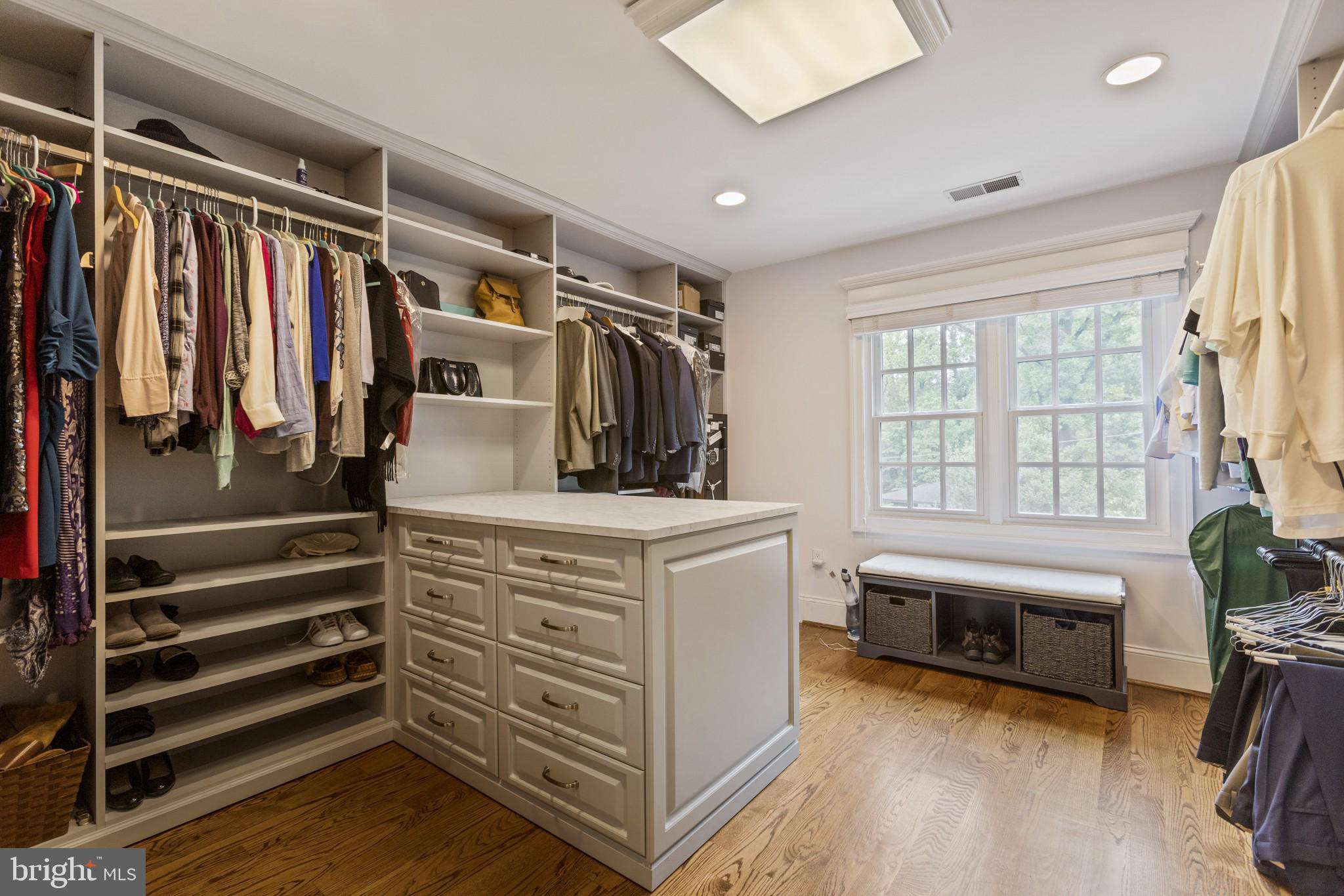 WOODMONT - Residential