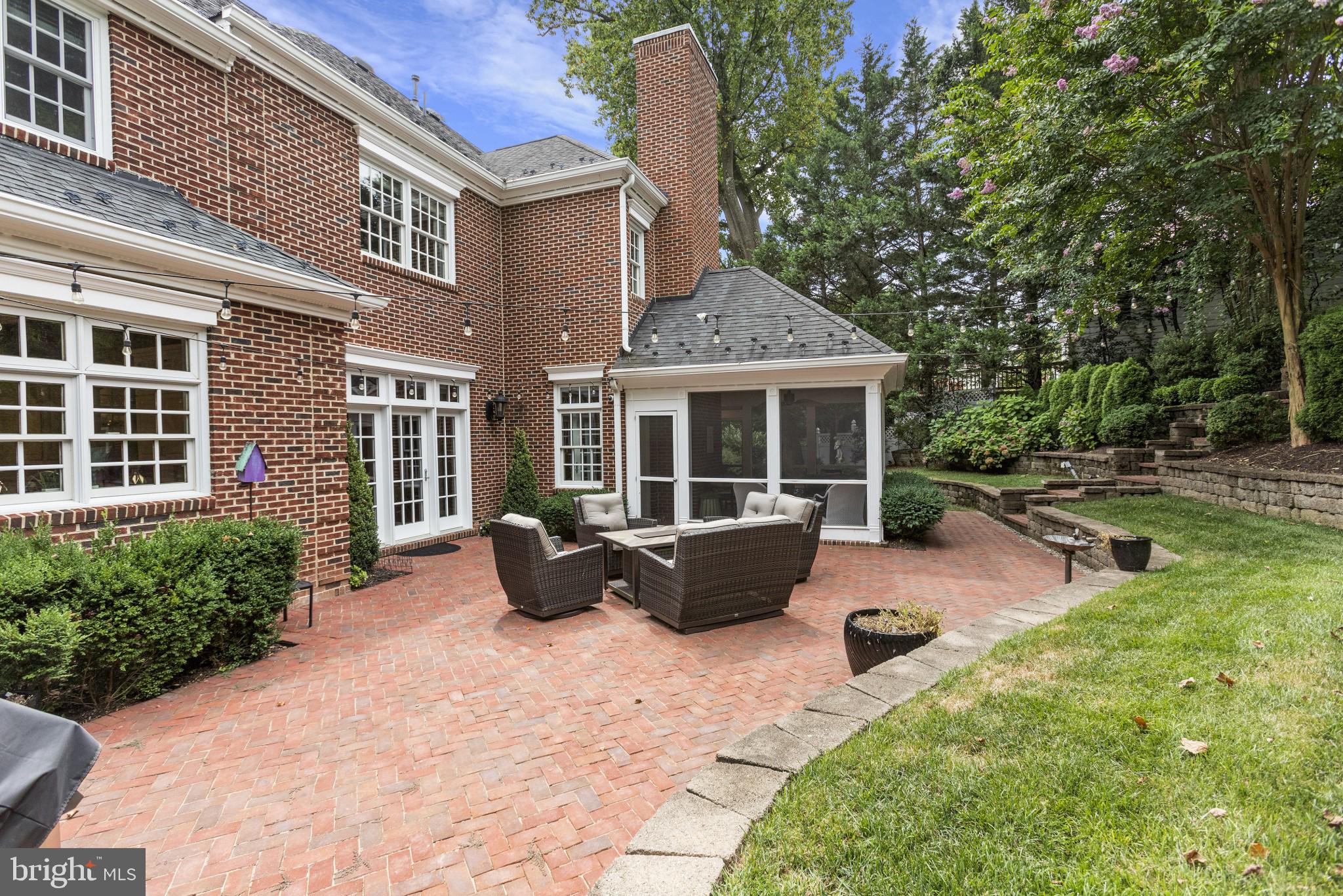 WOODMONT - Residential