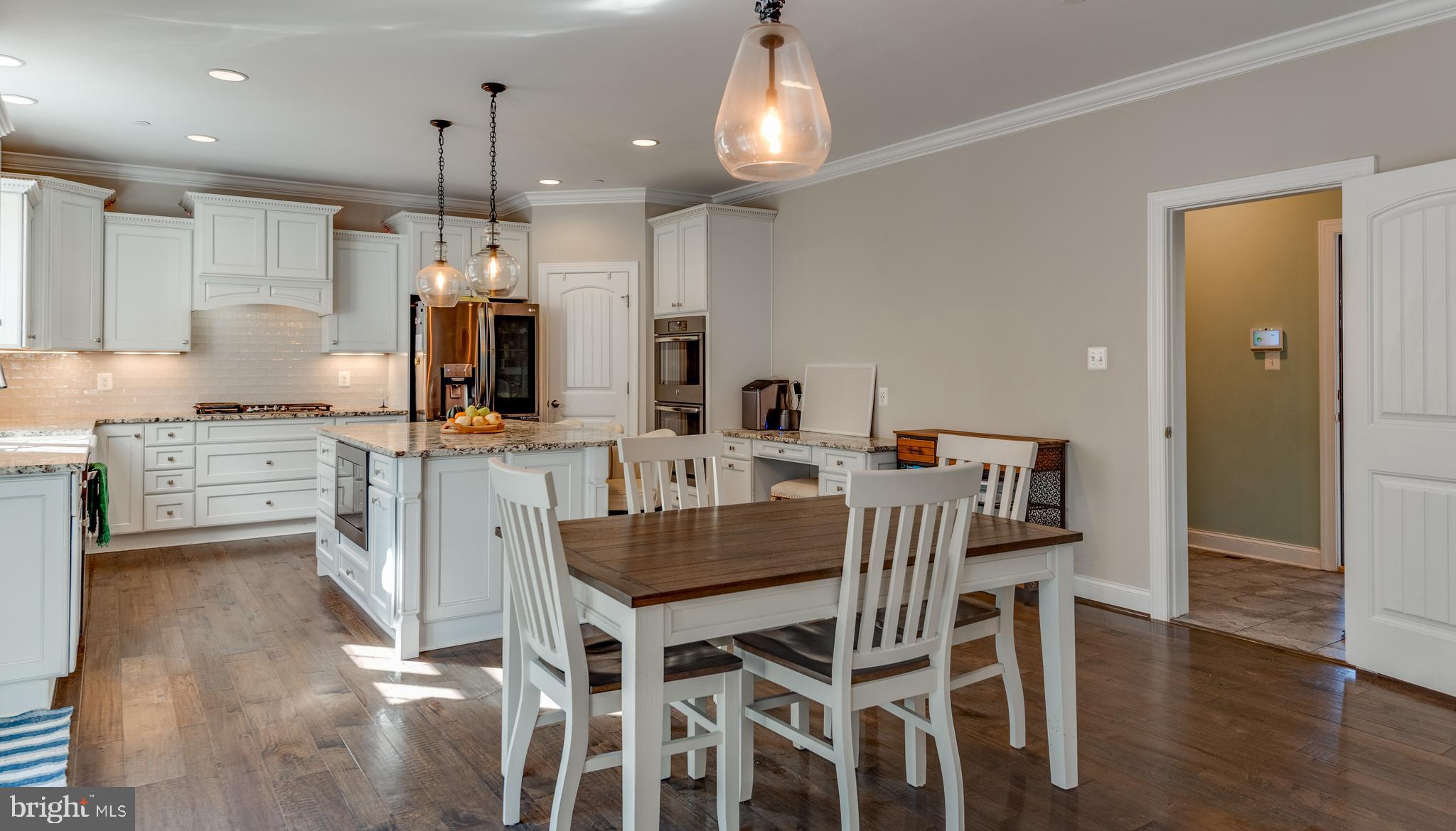 OAKLAND HALL - Residential