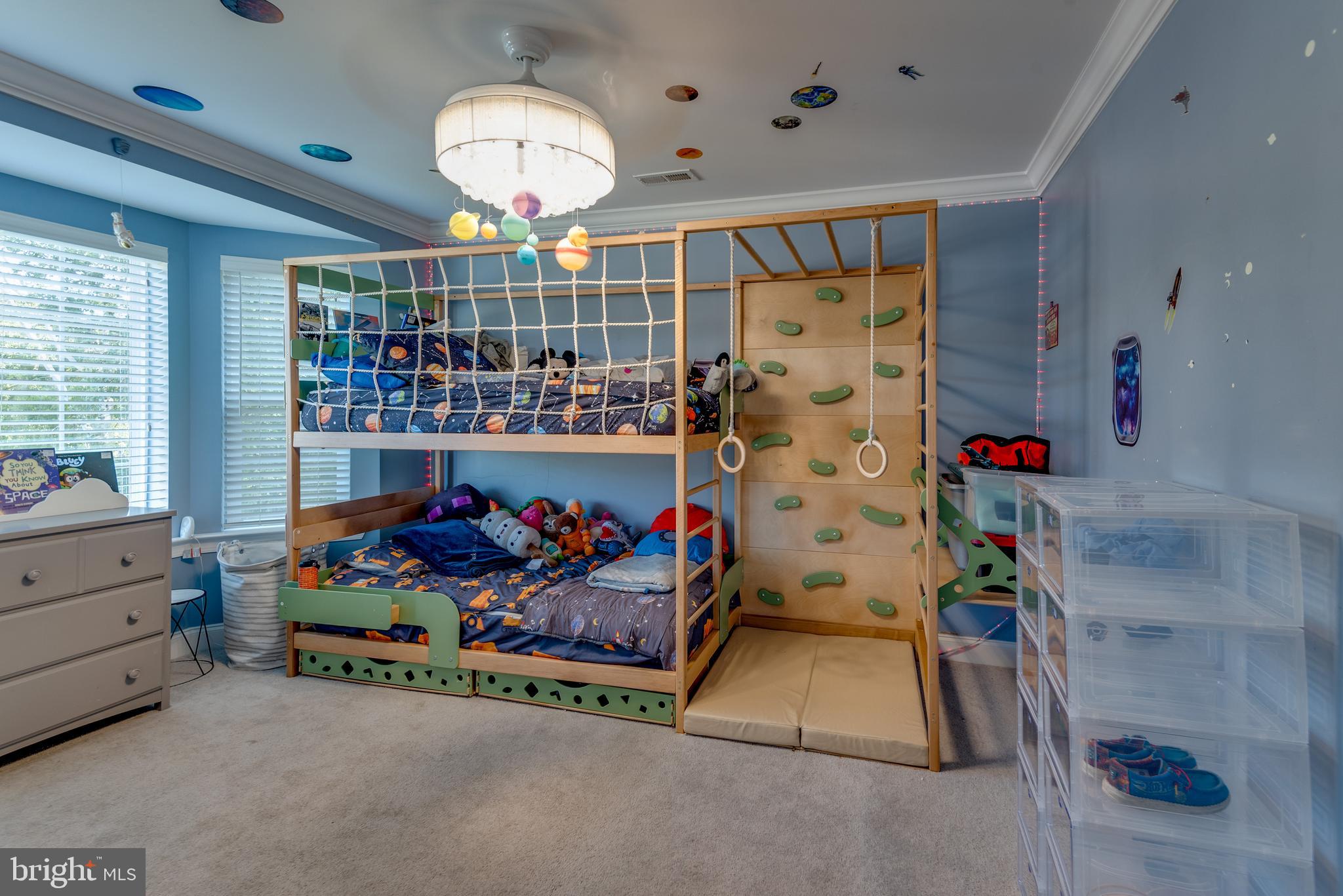 OAKLAND HALL - Residential