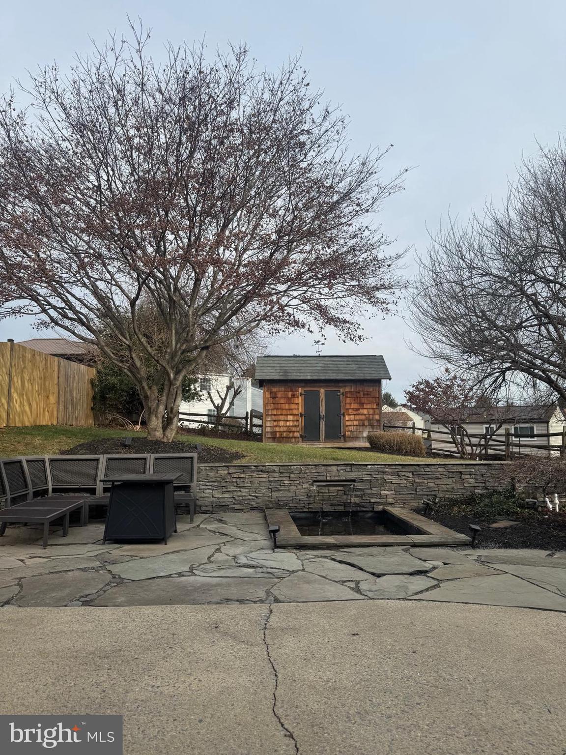 GUNNERS VIEW - Residential