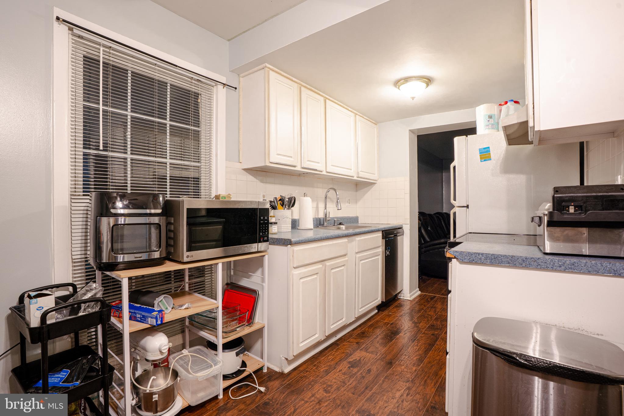 QUAIL MEADOWS TOWNHOUSES - Residential