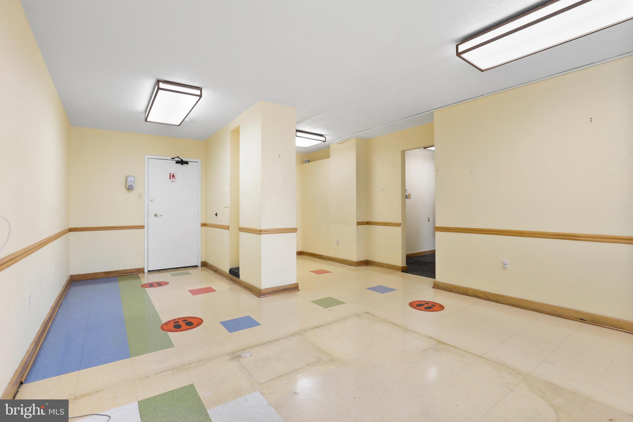 CHARLES VILLAGE - Residential