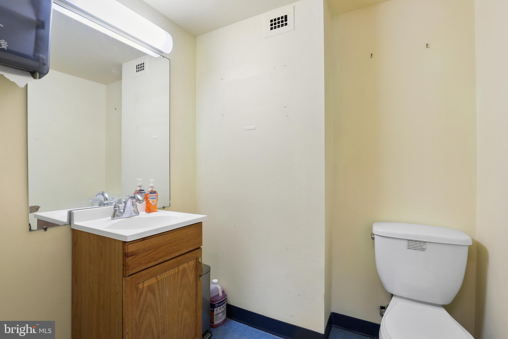 CHARLES VILLAGE - Residential