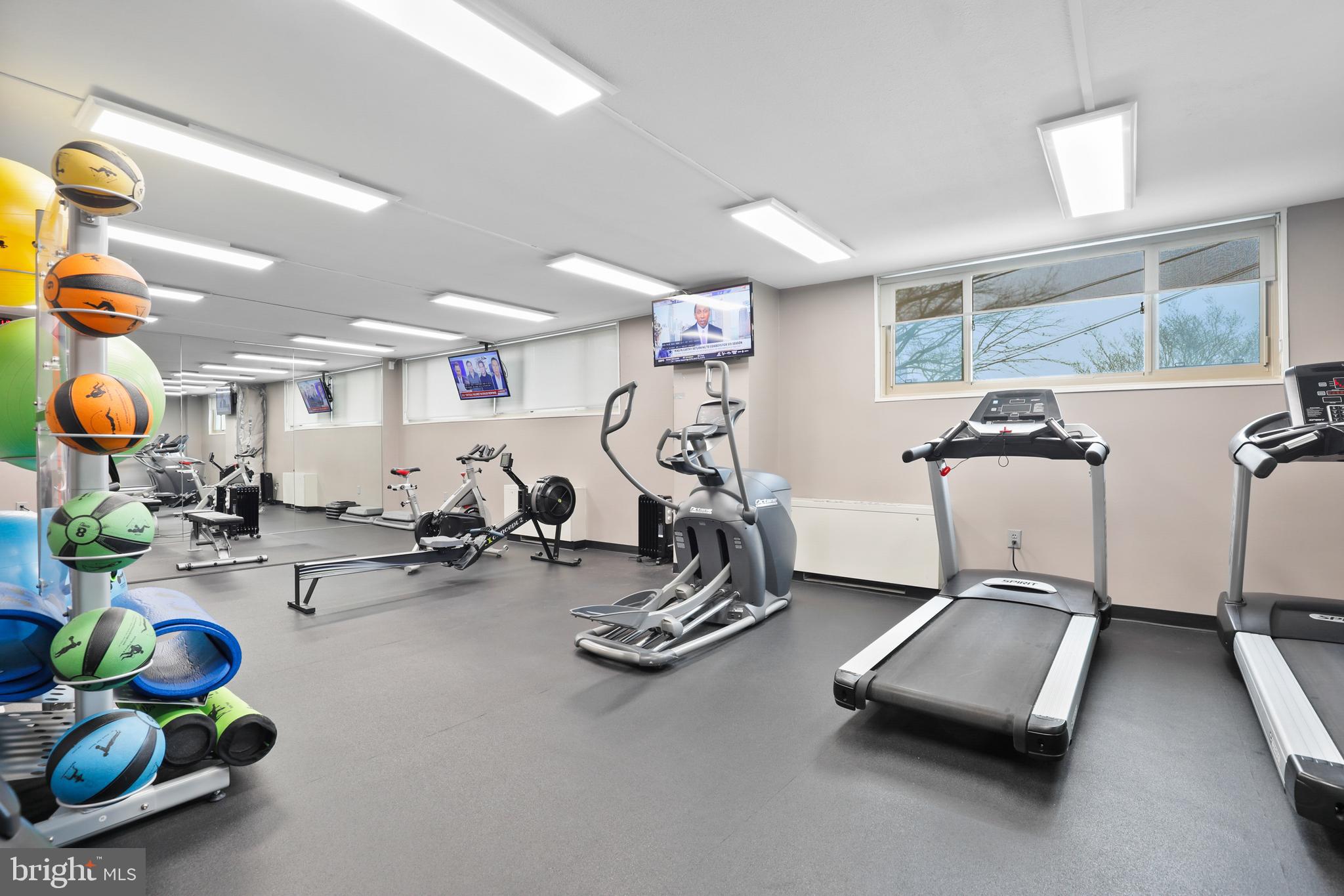 CHARLES VILLAGE - Residential