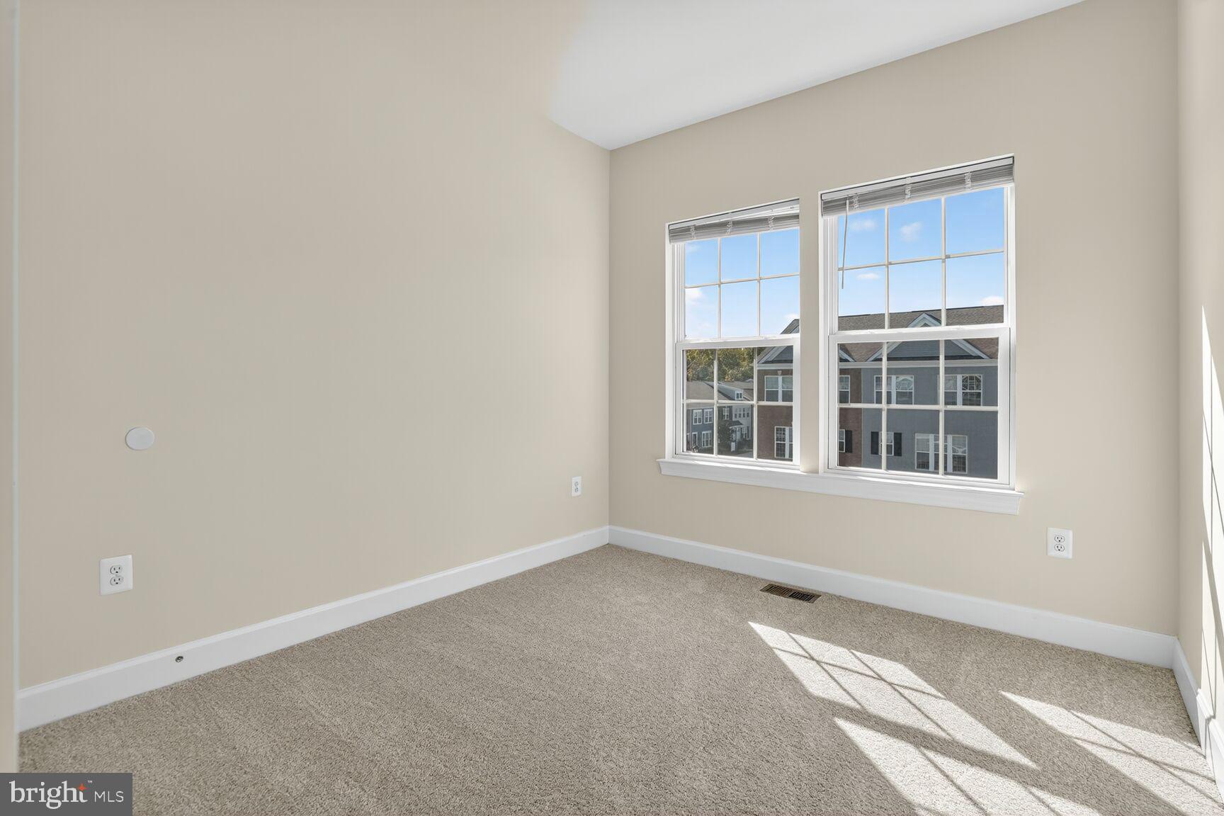 HAYMARKET CROSSING - Residential