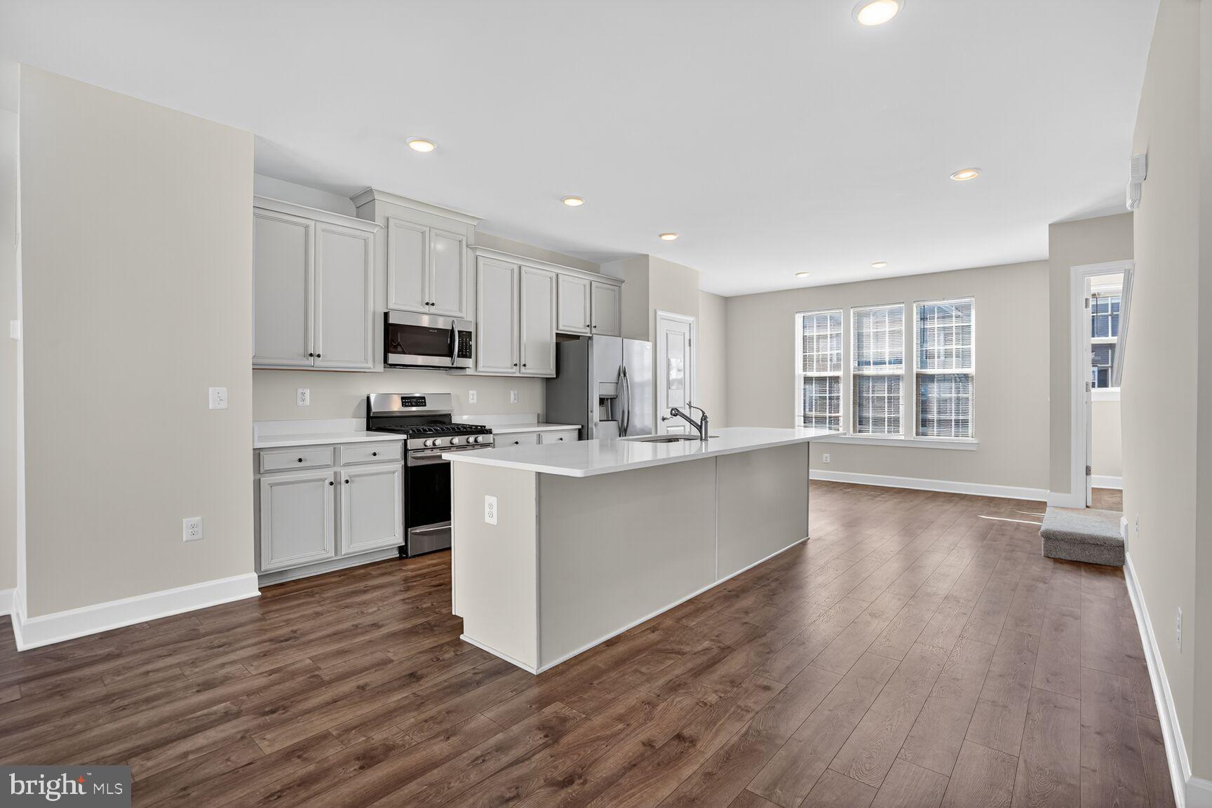 HAYMARKET CROSSING - Residential