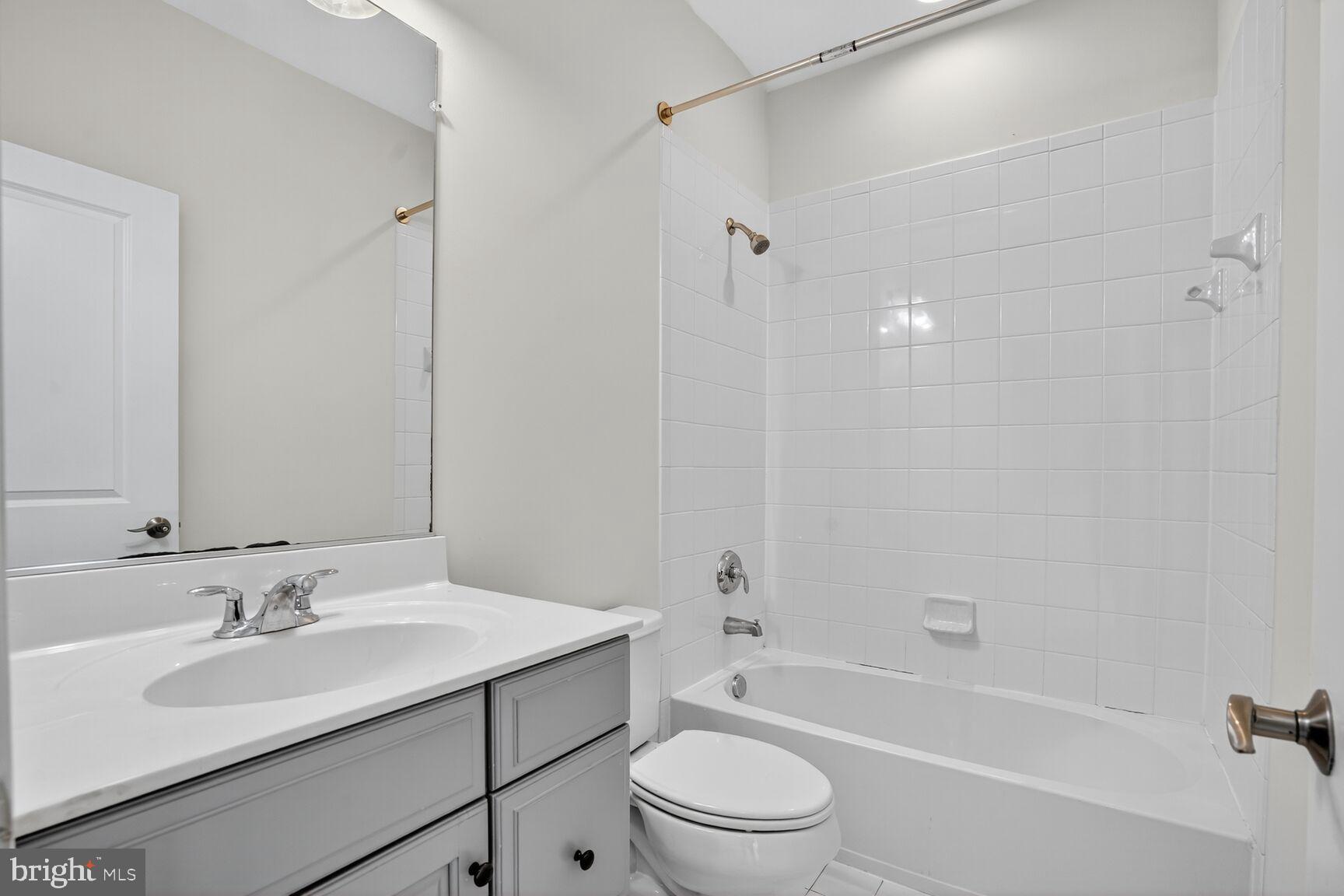 HAYMARKET CROSSING - Residential