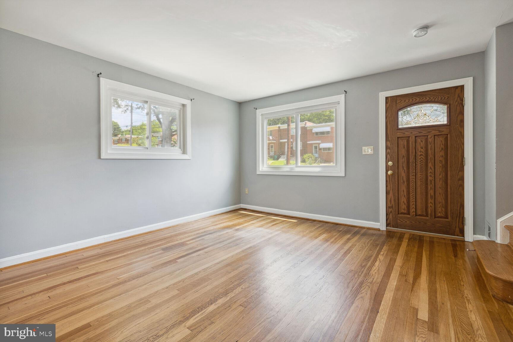 WOOD MANOR - Residential