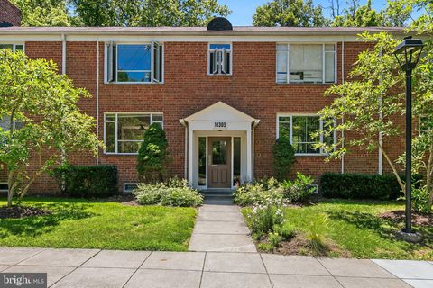 Condo For Rent - 10305 Montrose Avenue #202<br/> BETHESDA, MD 20814
