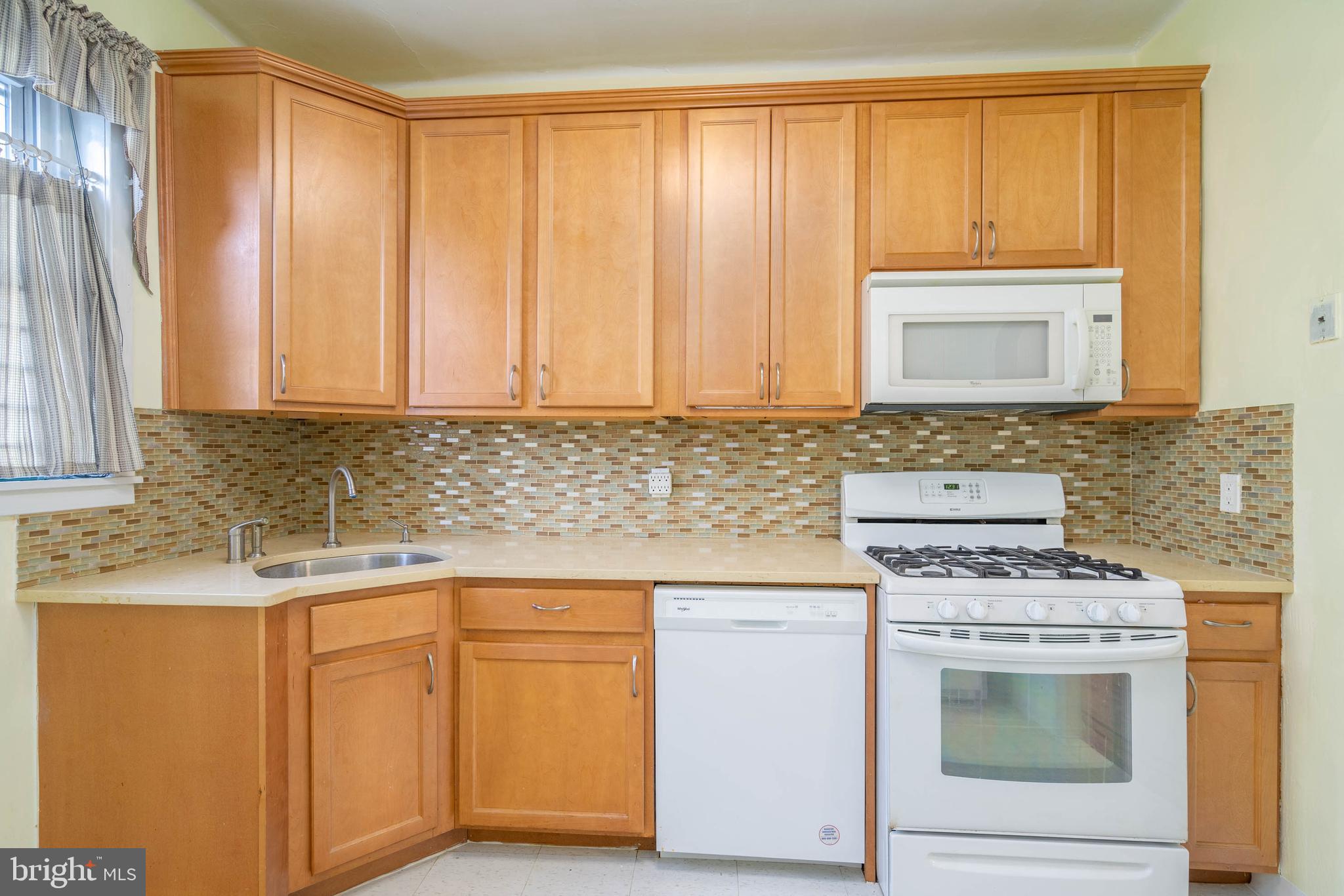 POINT BREEZE - Residential