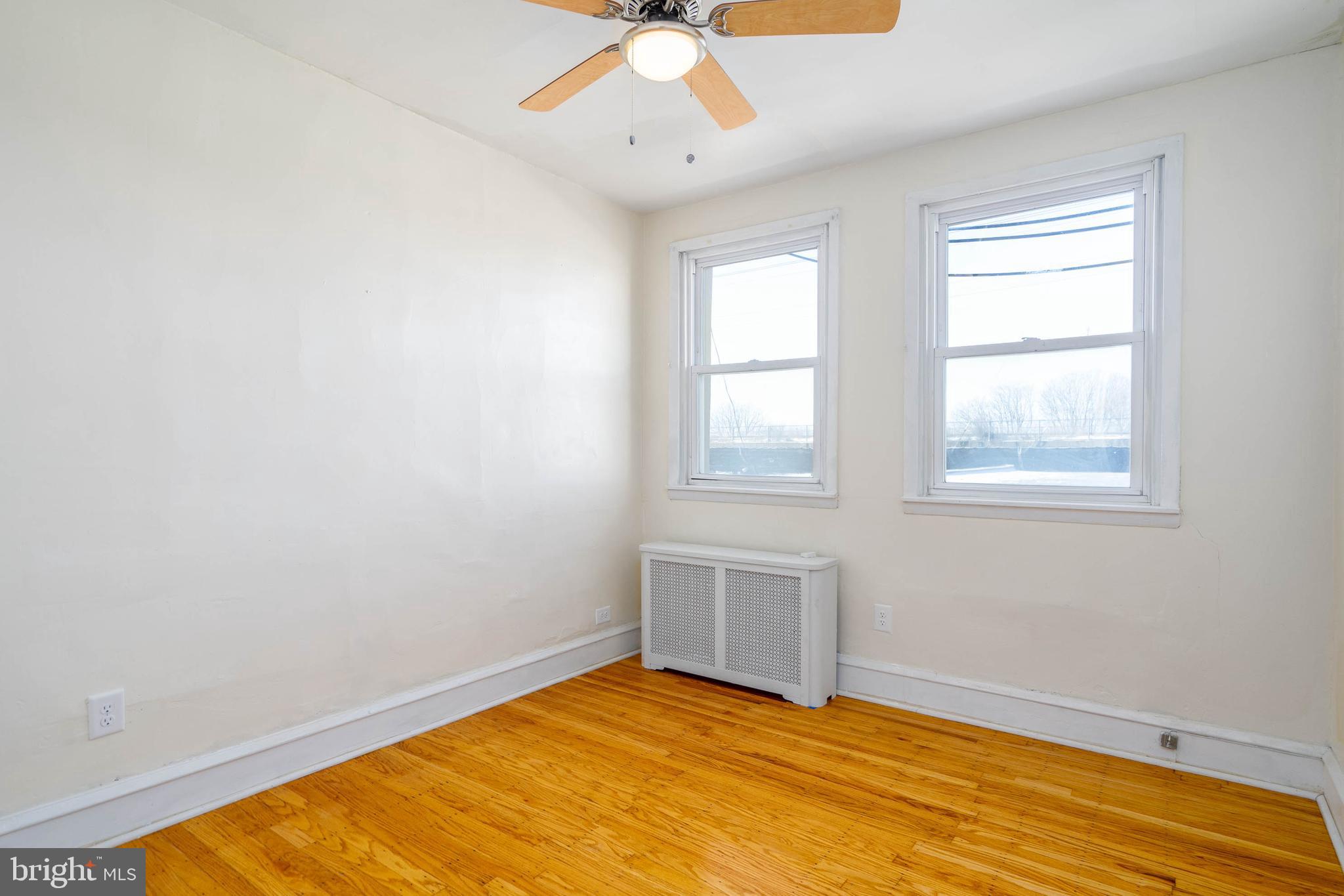 POINT BREEZE - Residential