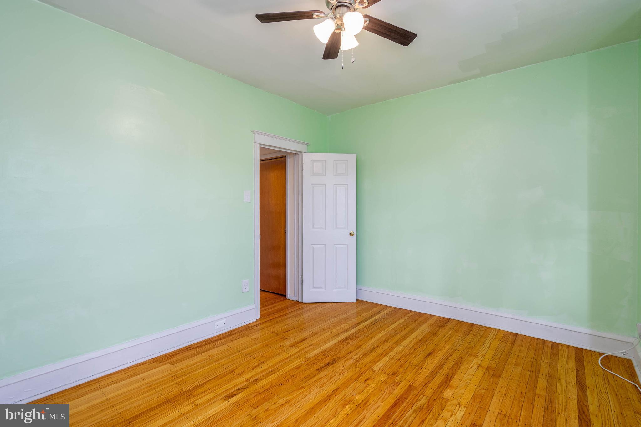 POINT BREEZE - Residential