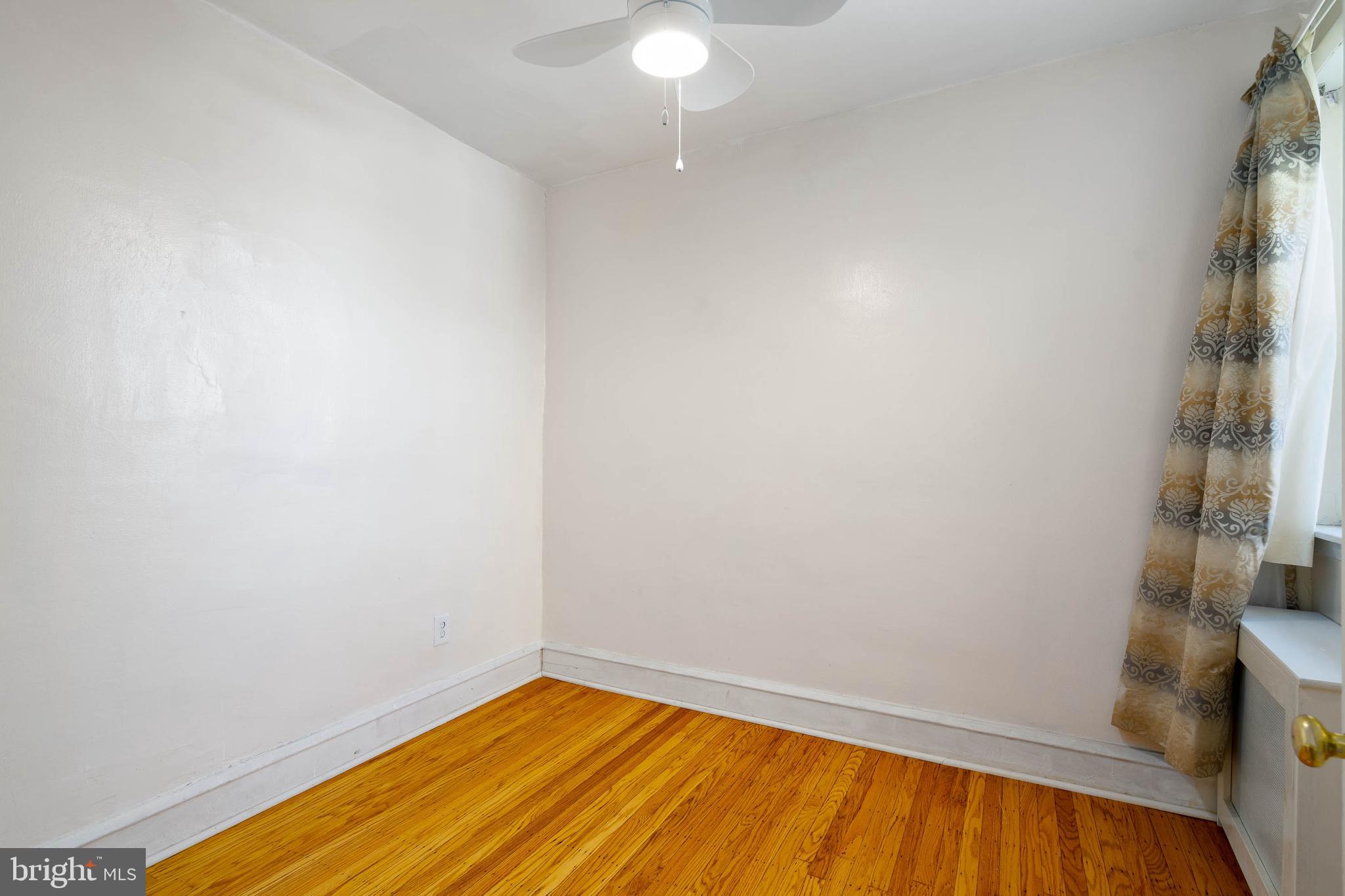 POINT BREEZE - Residential