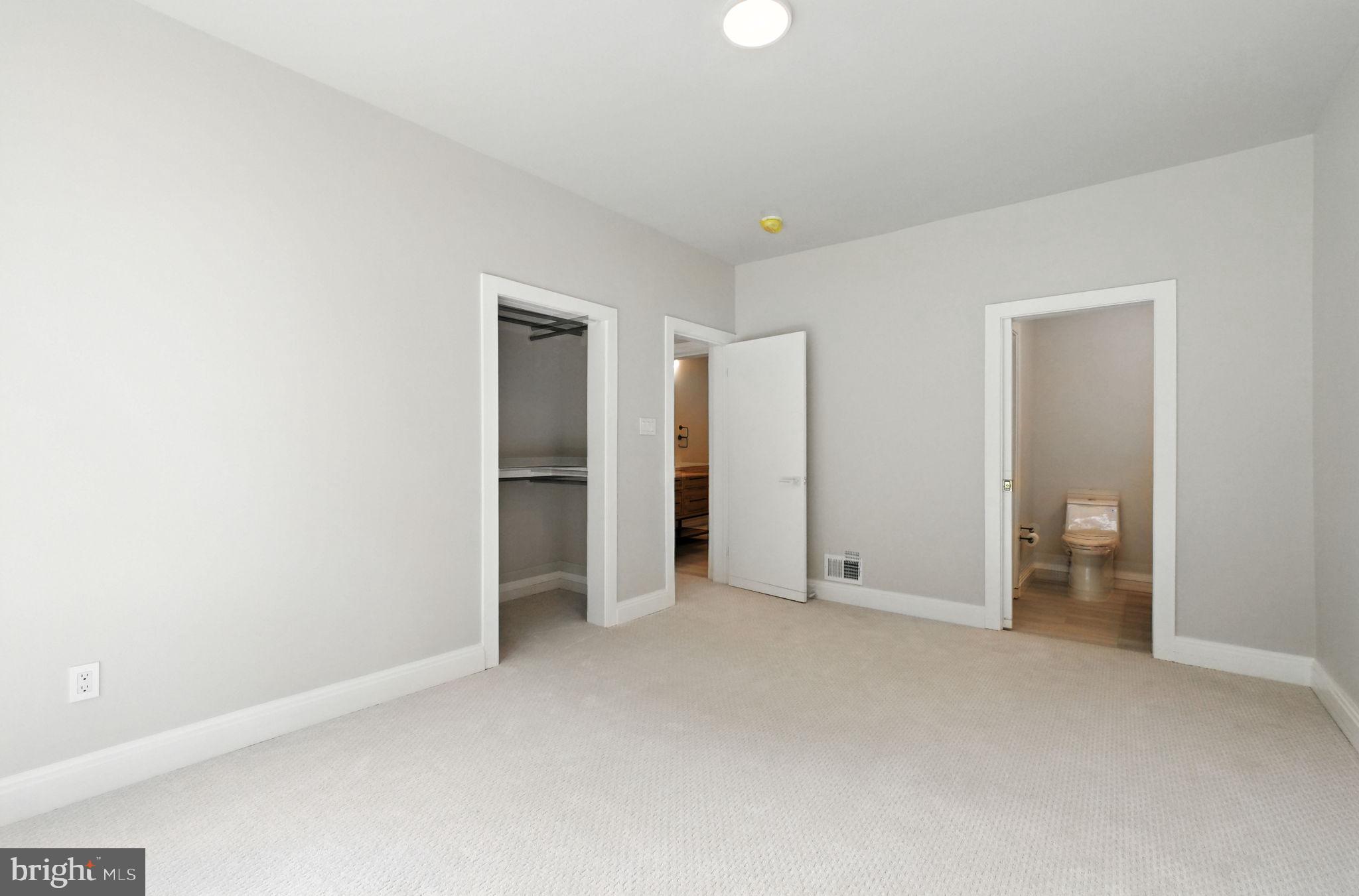 PEACOCK STATION - Residential