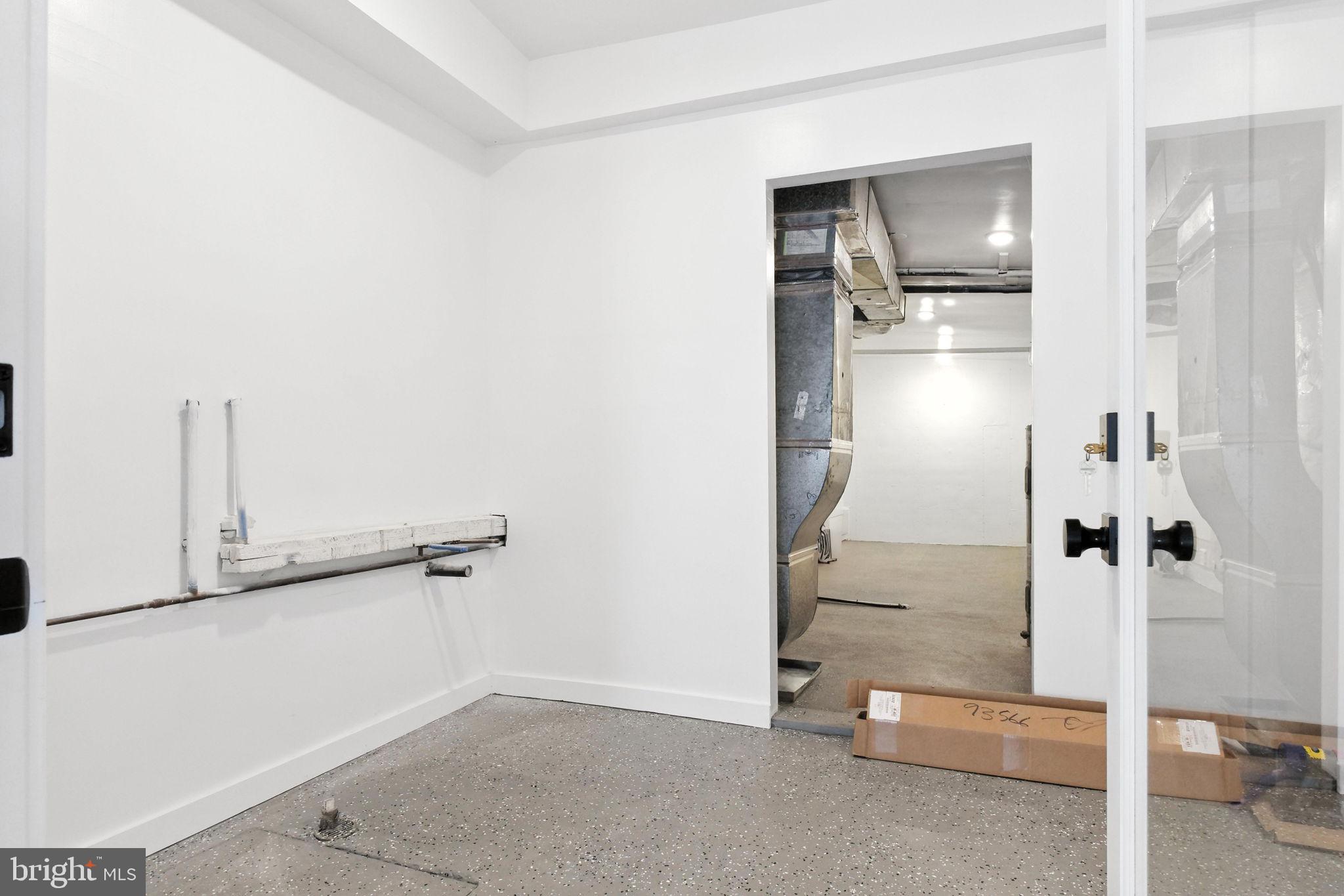 PEACOCK STATION - Residential