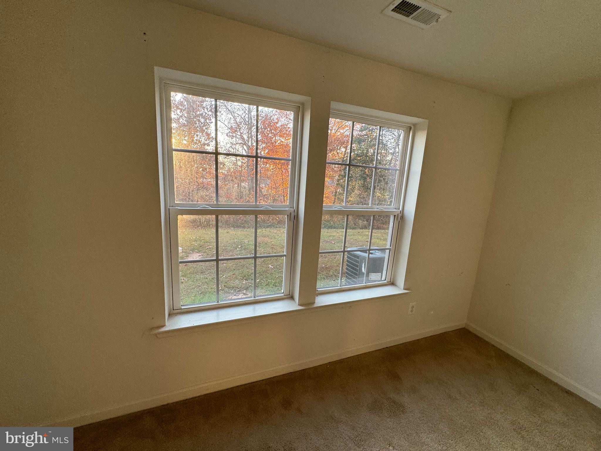 OLD TRAILS - Residential Lease