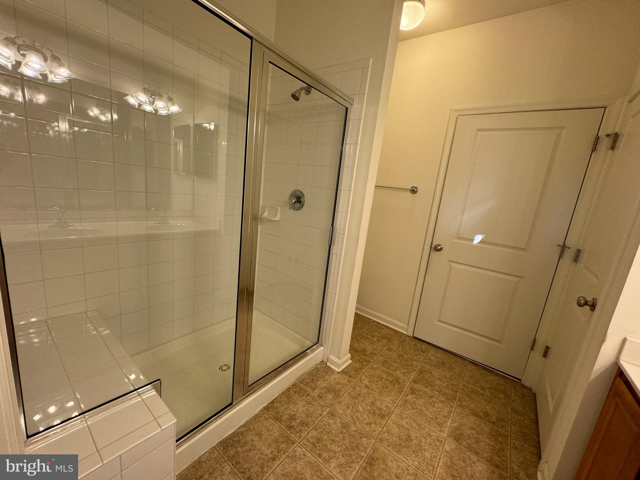 OLD TRAILS - Residential Lease